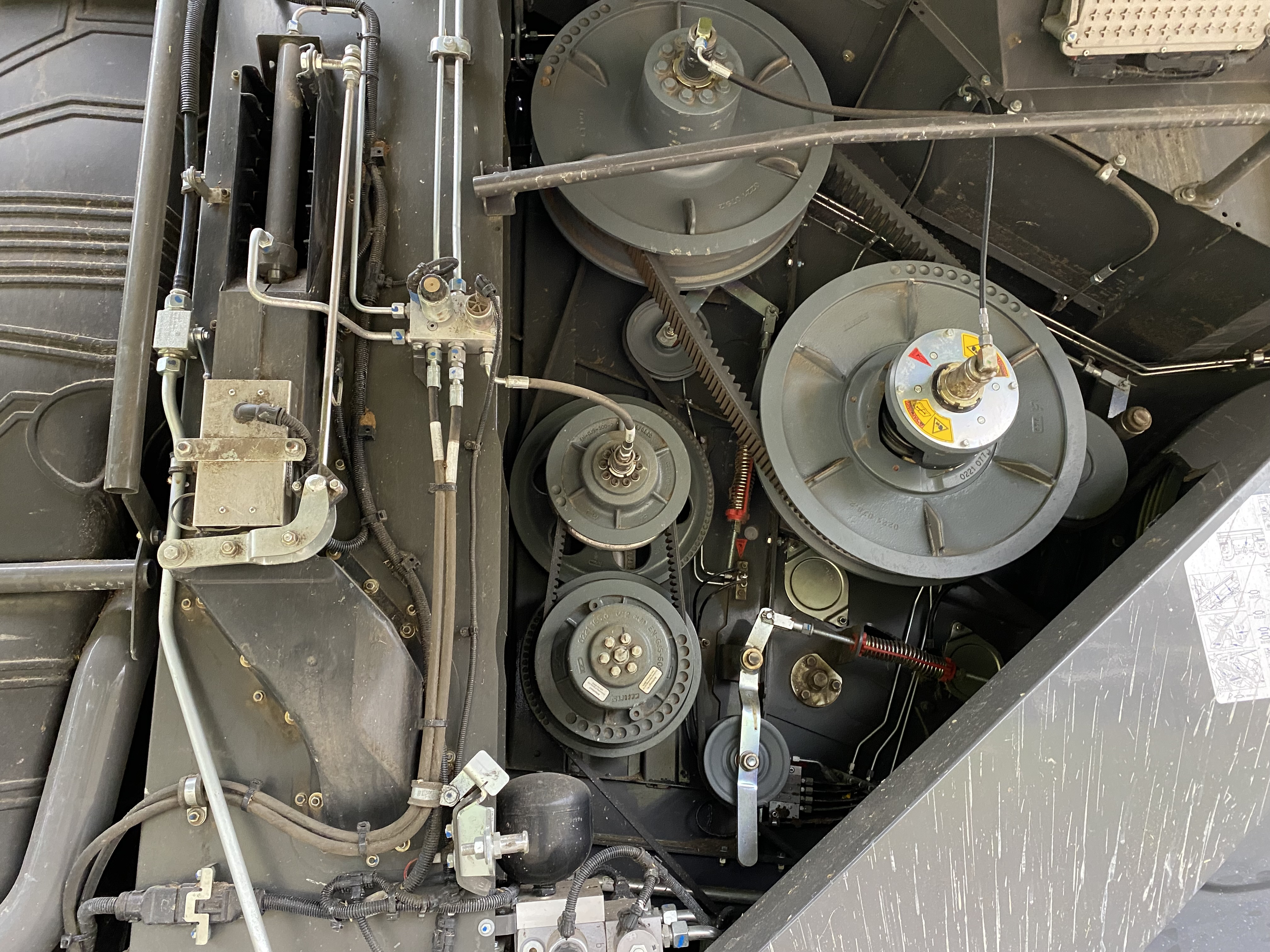 2021 CLAAS 7500TT Combine