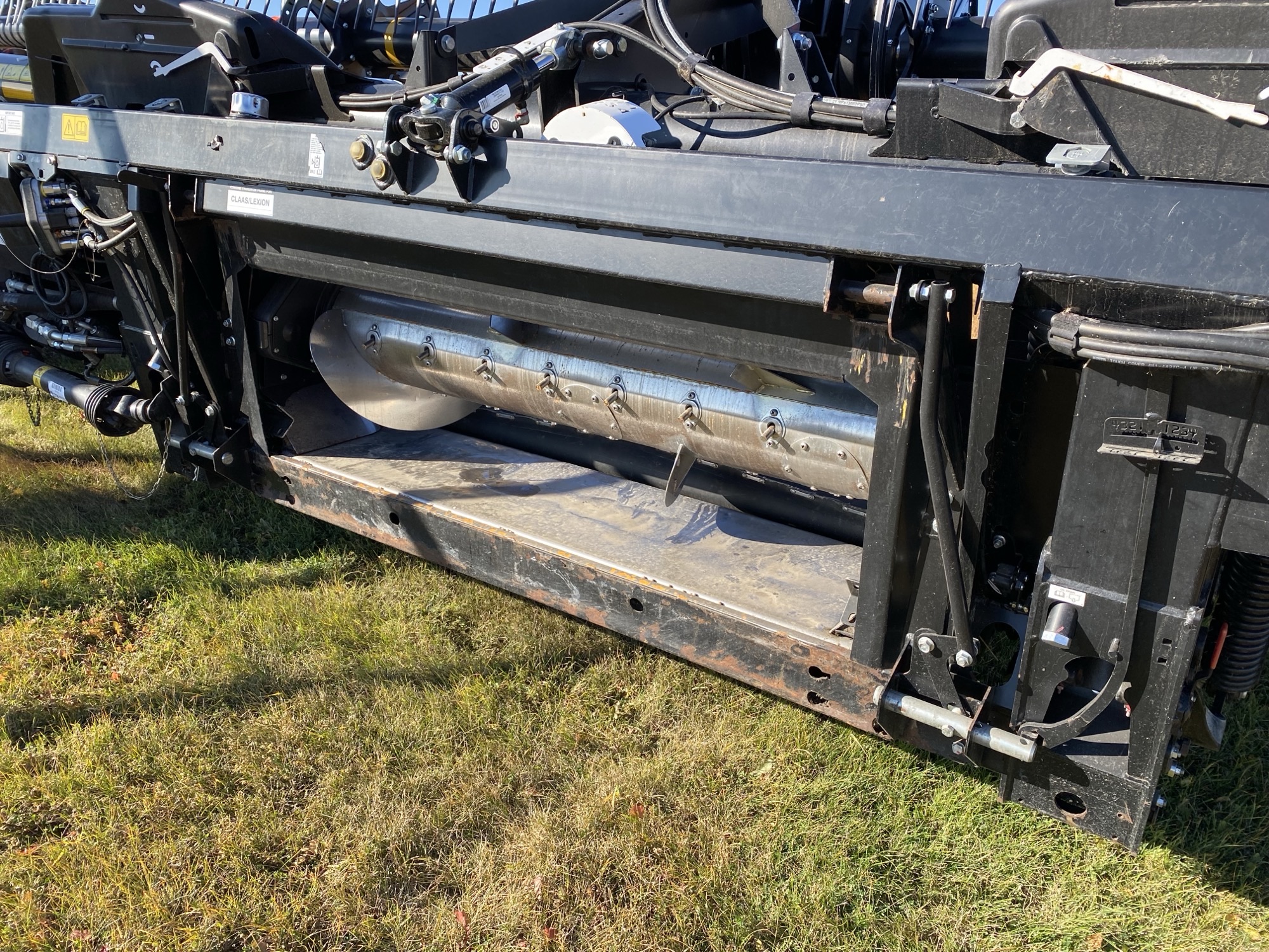 2018 MacDon FD145 - LEXION Header Combine