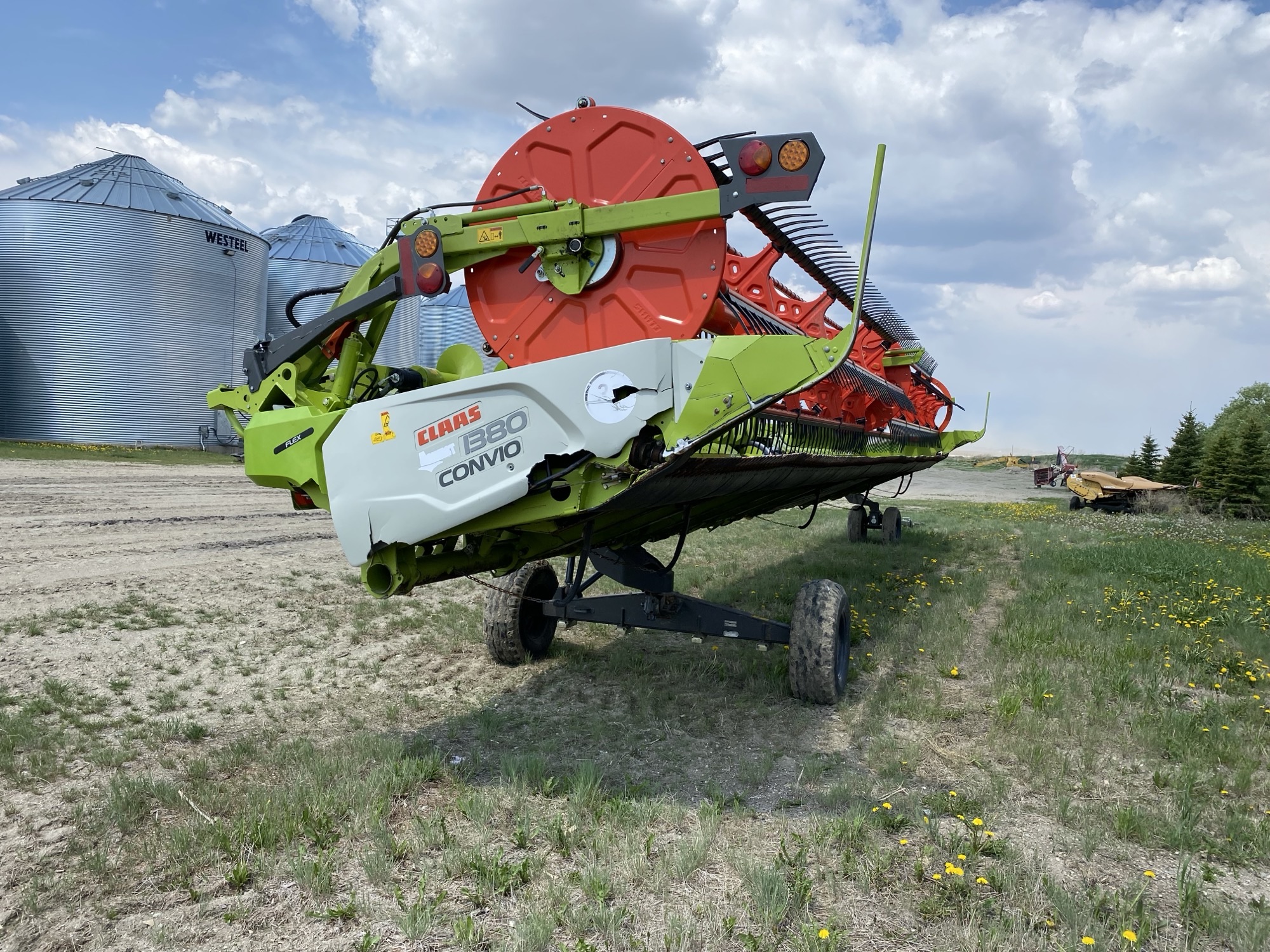 2022 CLAAS Convio Flex 1380 Header Combine