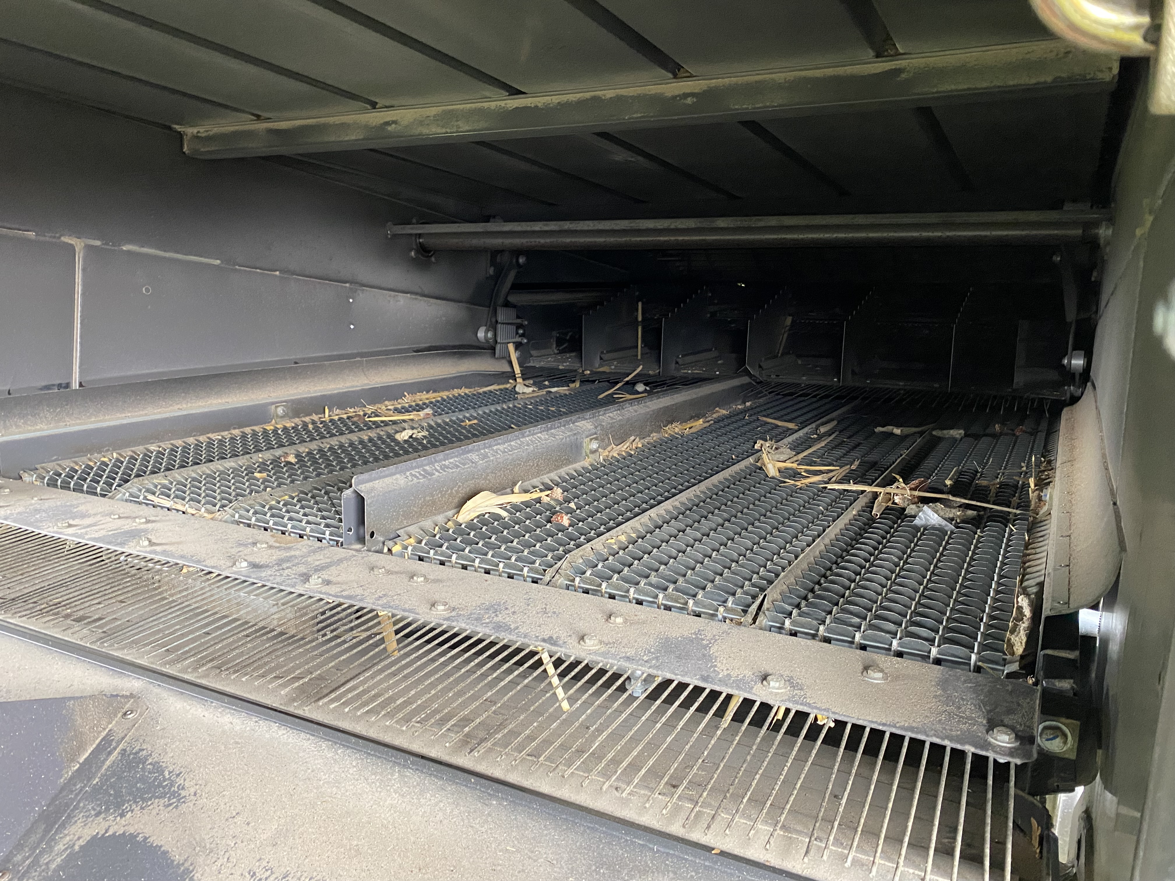 2022 CLAAS 8800TT small grains Combine