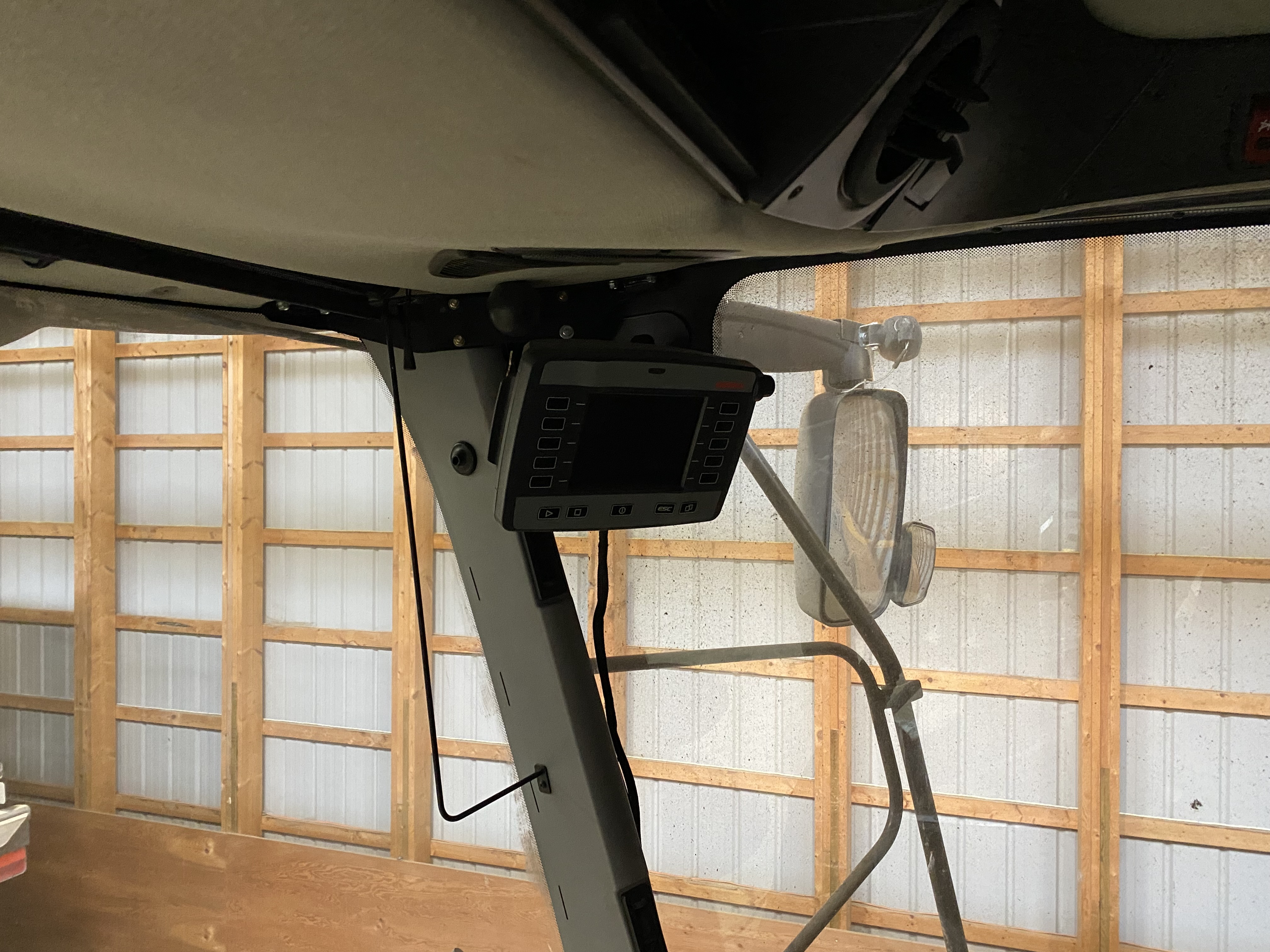 2017 CLAAS 760TT Combine