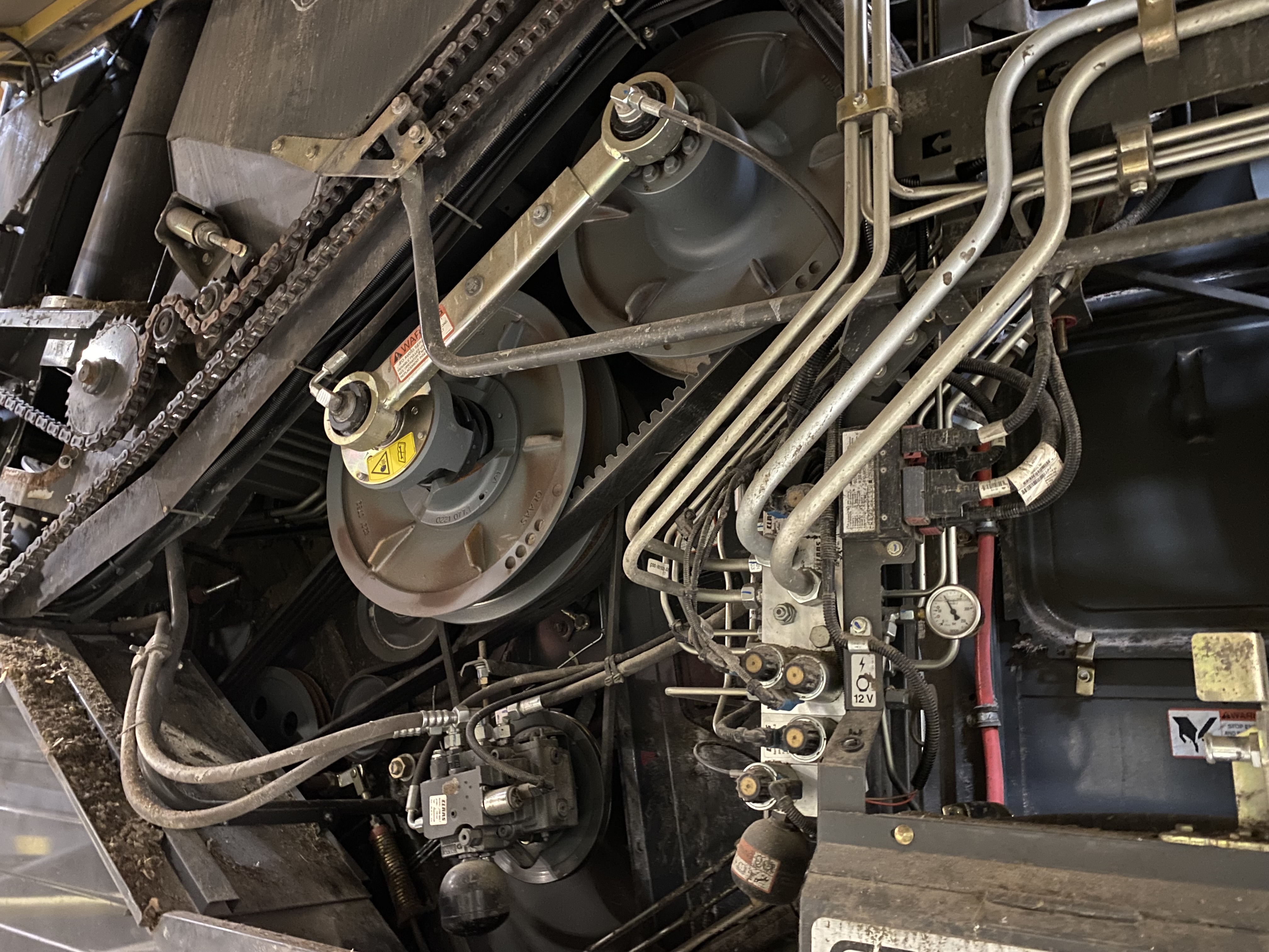 2017 CLAAS 760TT Combine