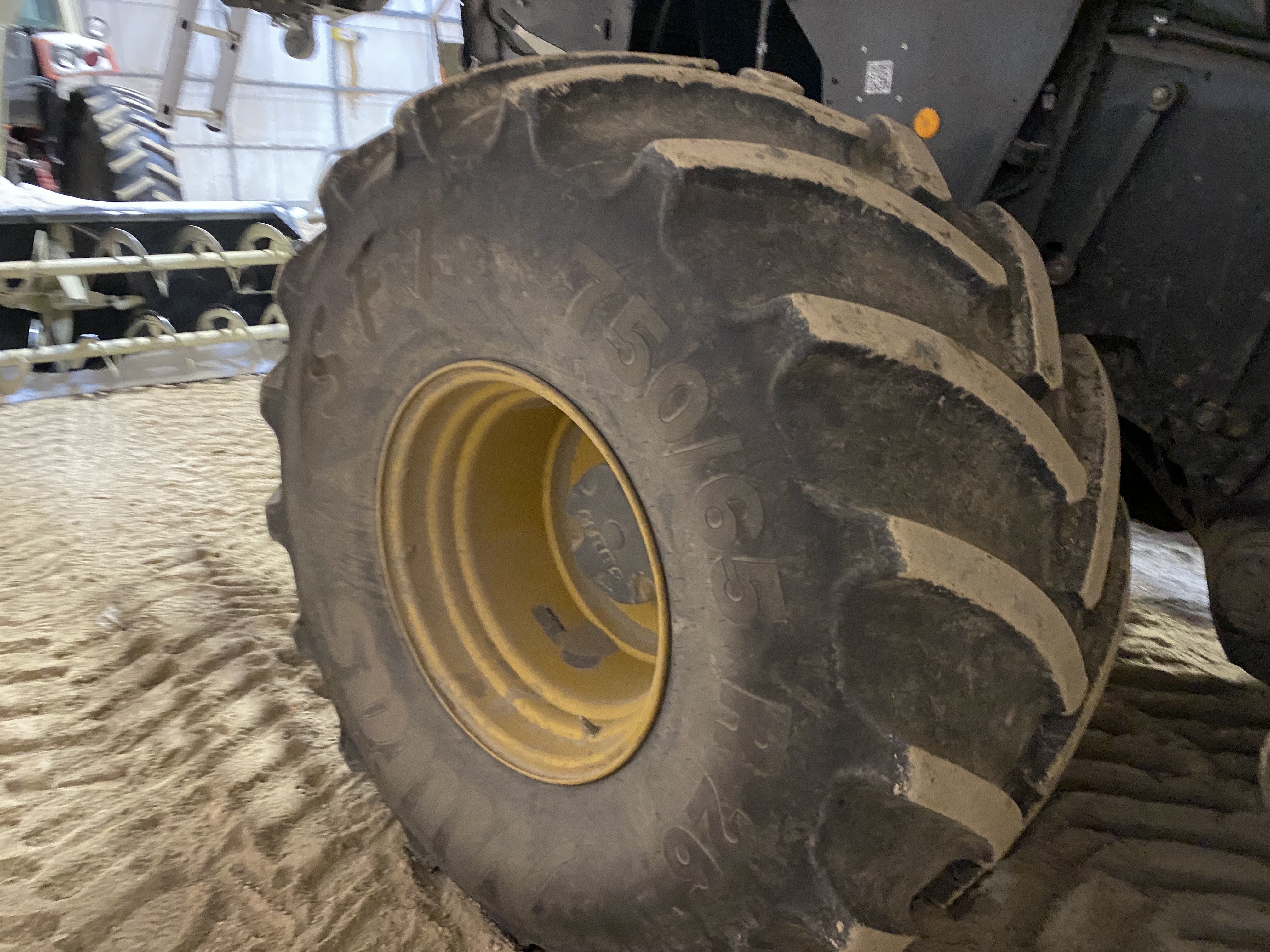 2017 CLAAS 760TT Combine