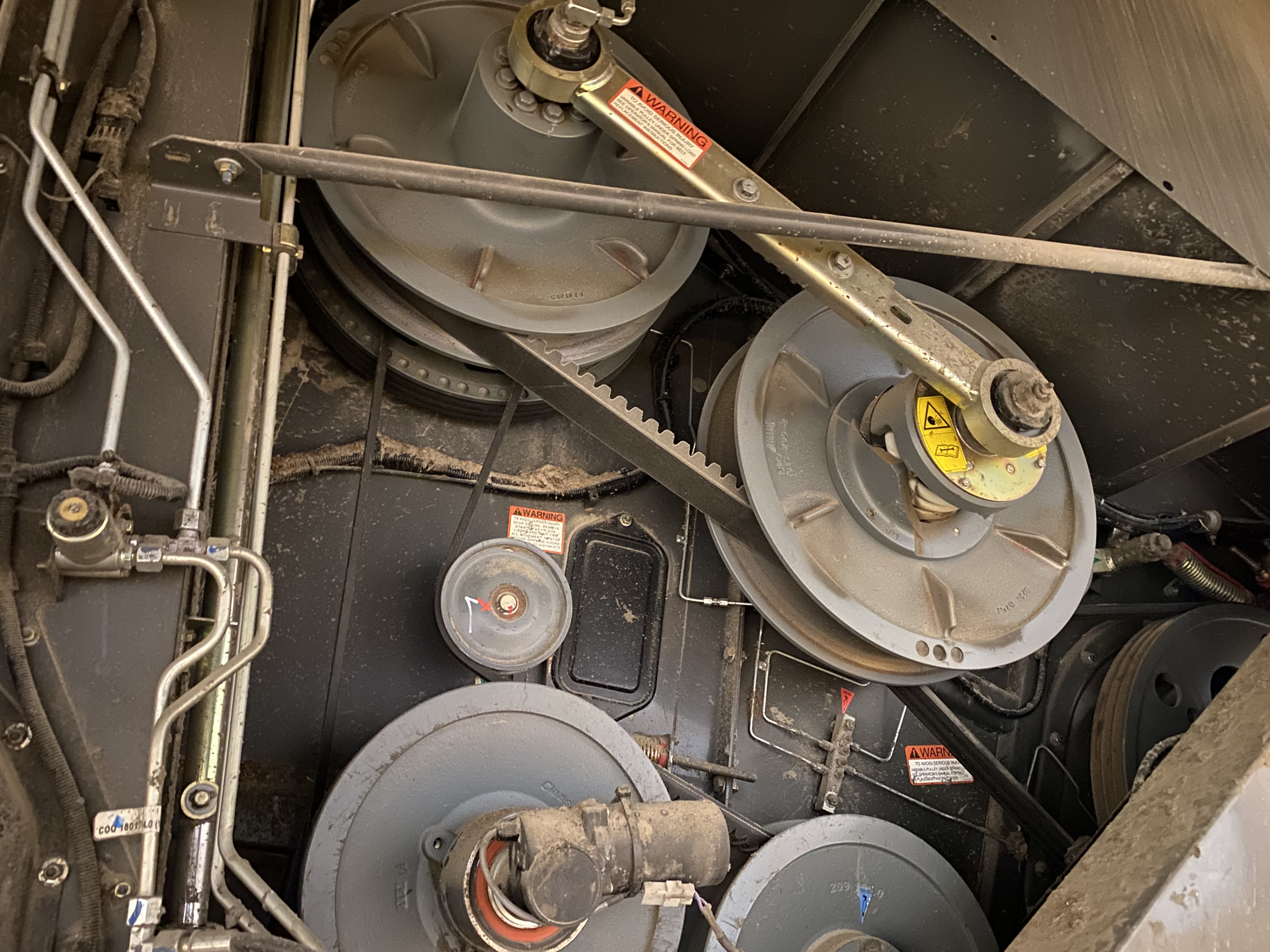 2017 CLAAS 760TT Combine