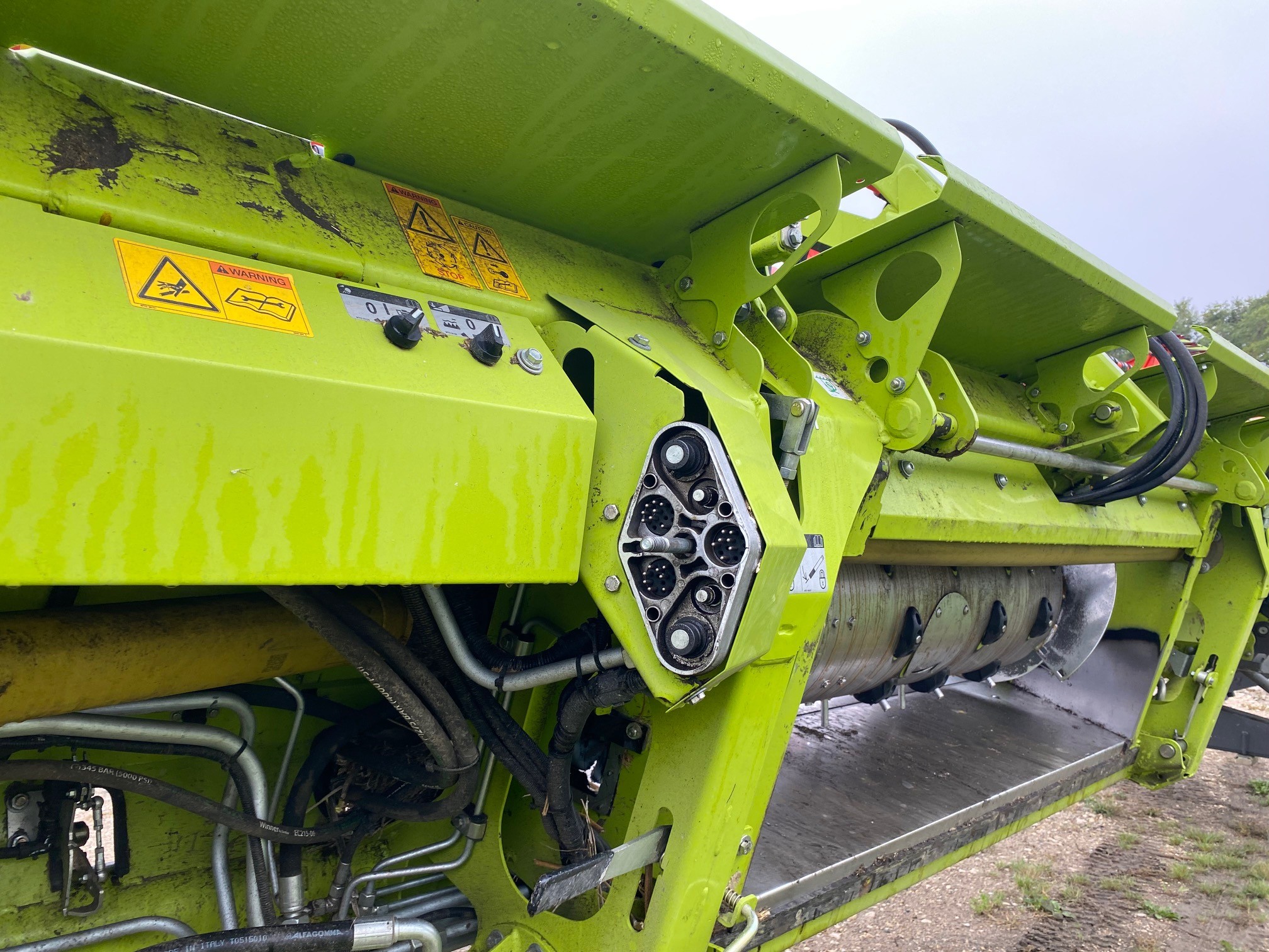 2022 CLAAS Convio Flex 1380 Header Combine