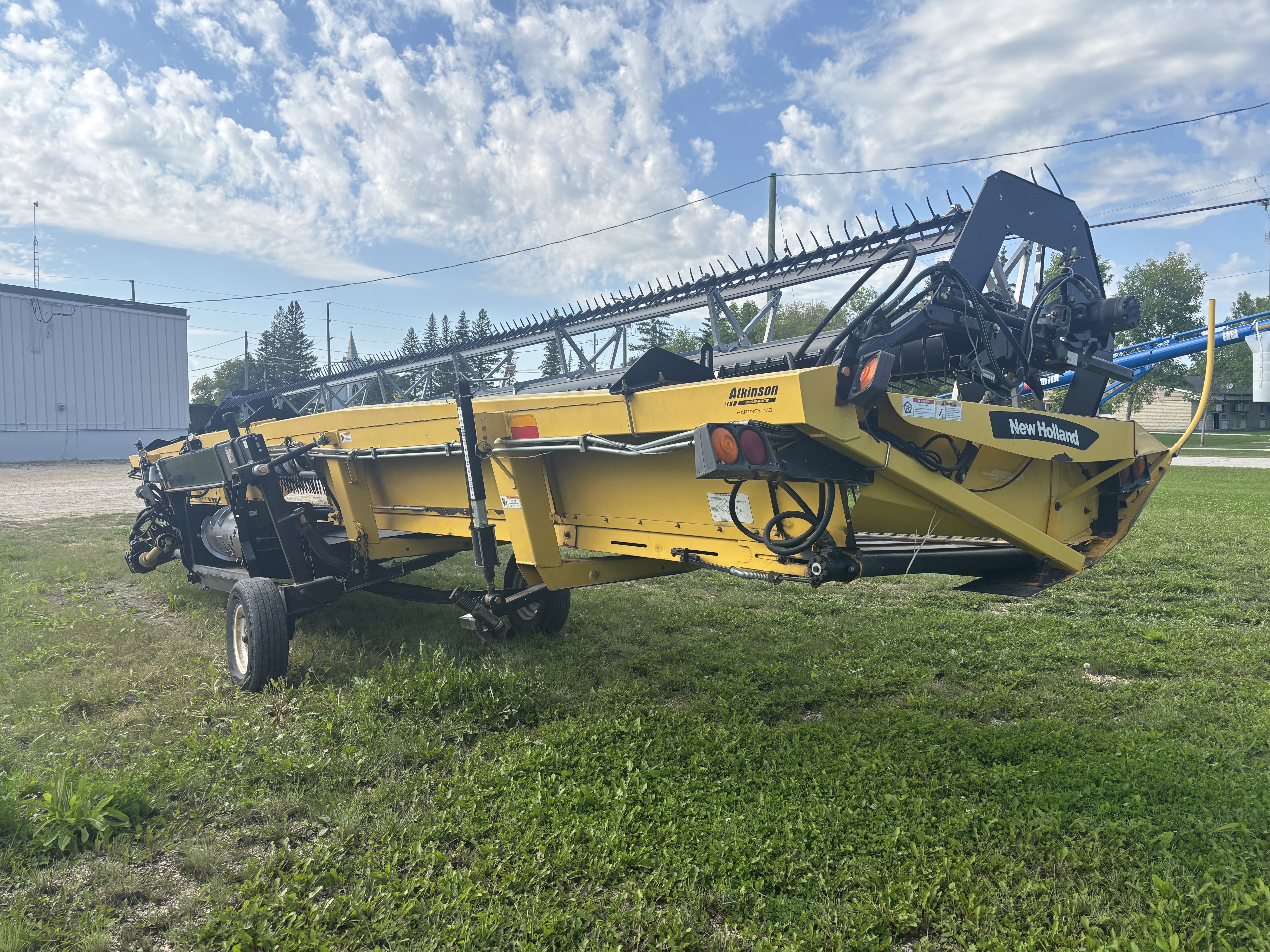 2004 New Holland 94C-36 Header Draper
