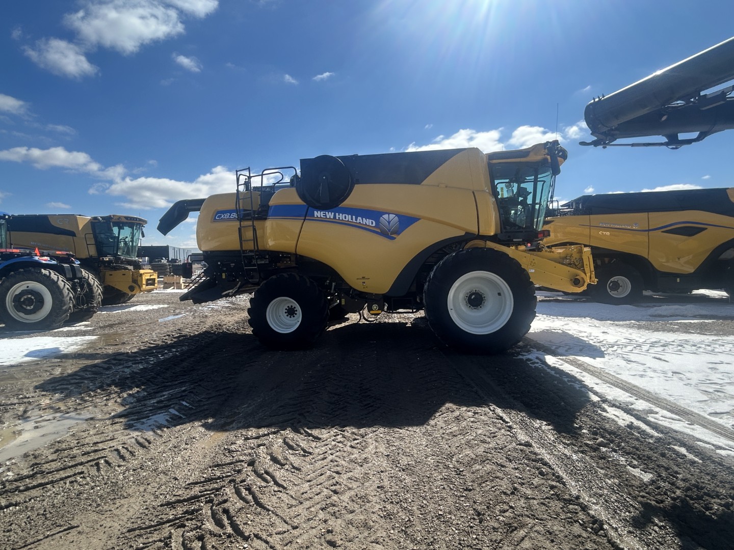2021 New Holland CX8.80 Combine
