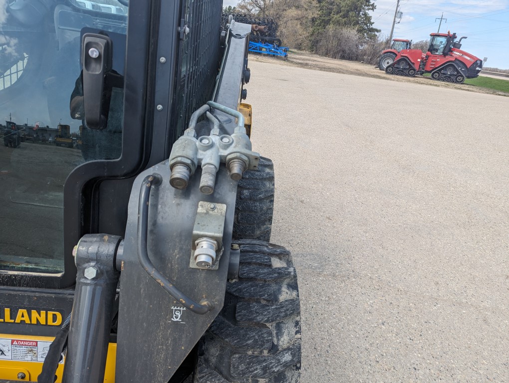 2022 New Holland L320 Skid Steer Loader