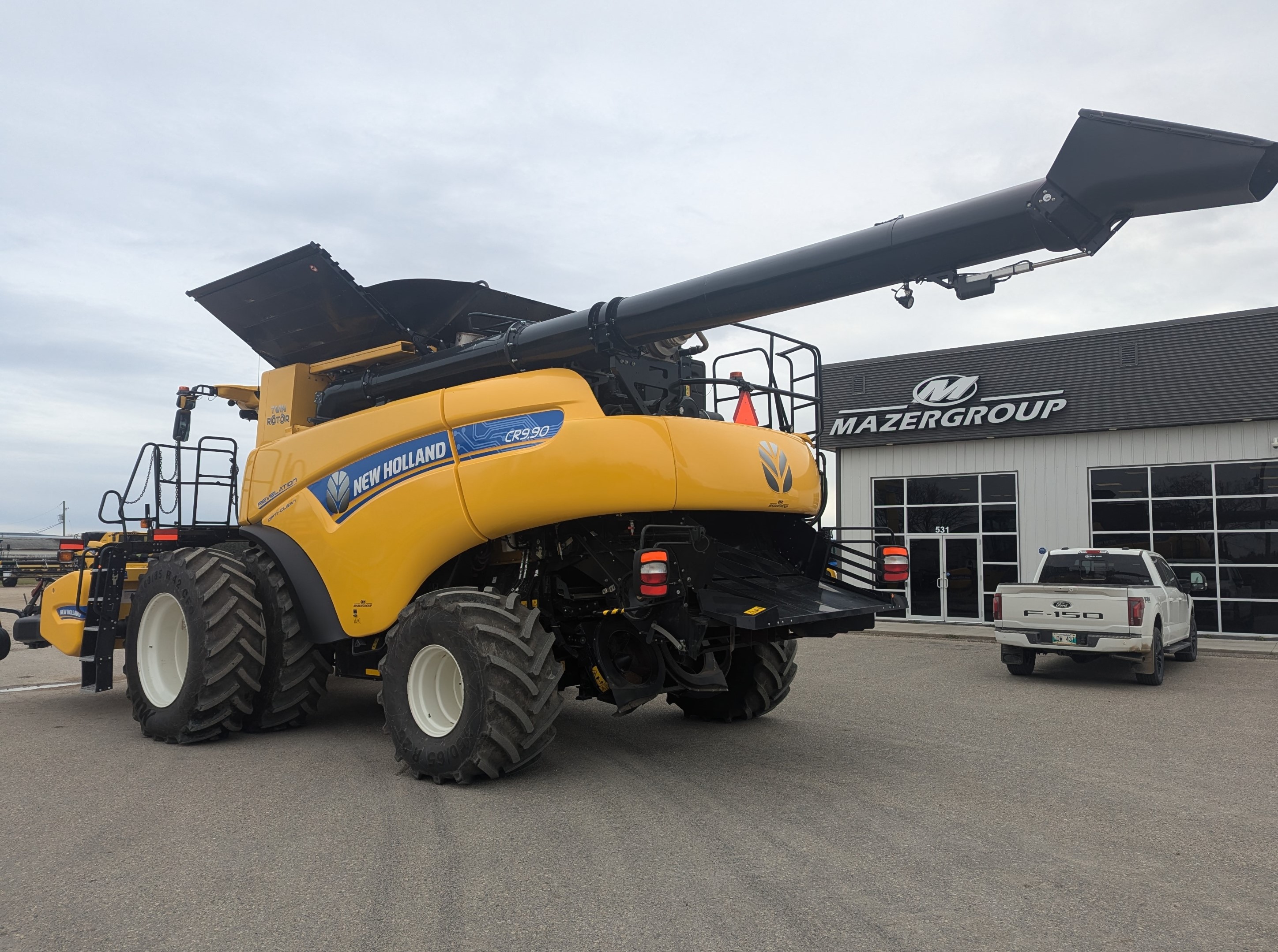 2022 New Holland CR9.90Z Combine