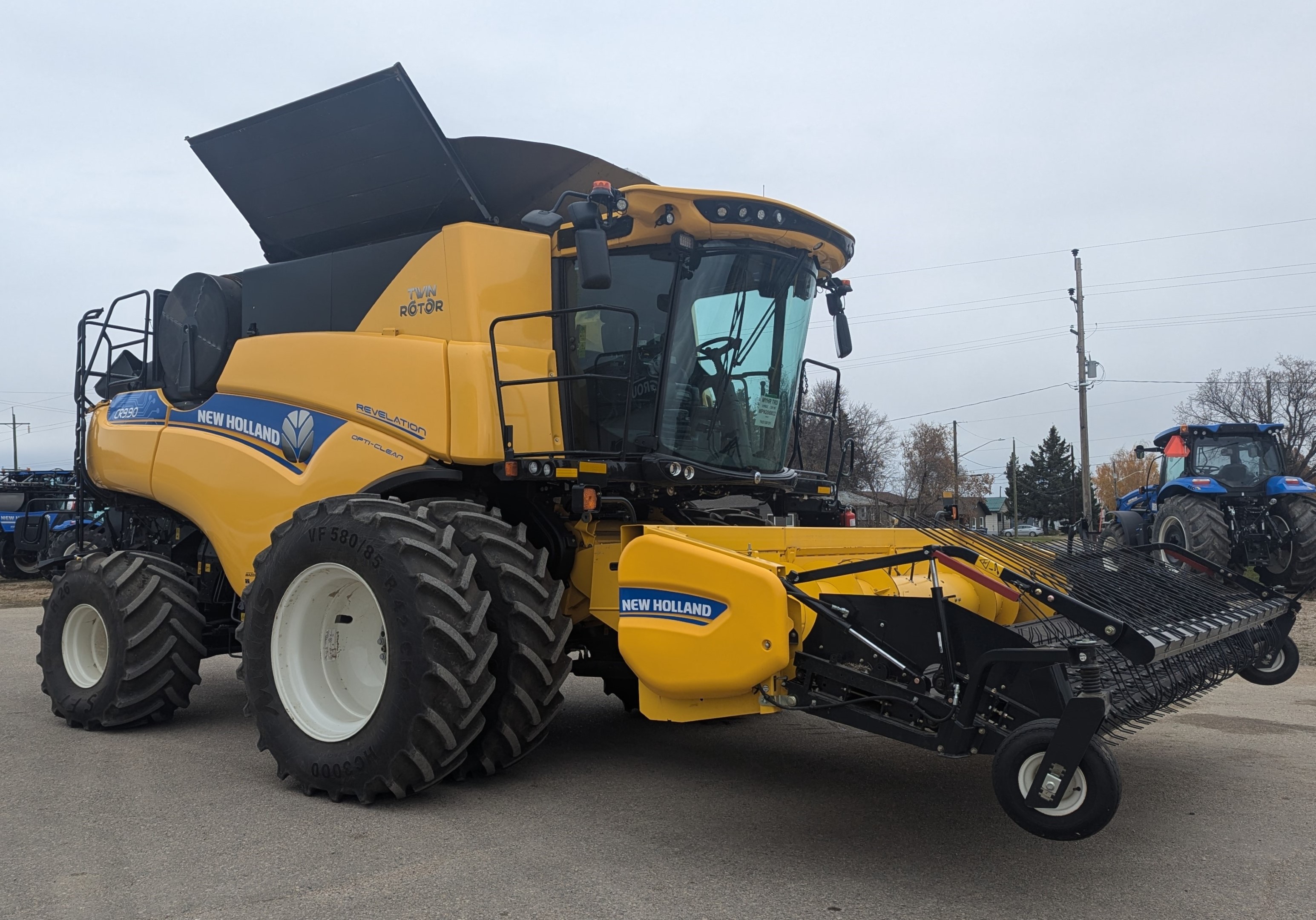 2022 New Holland CR9.90Z Combine