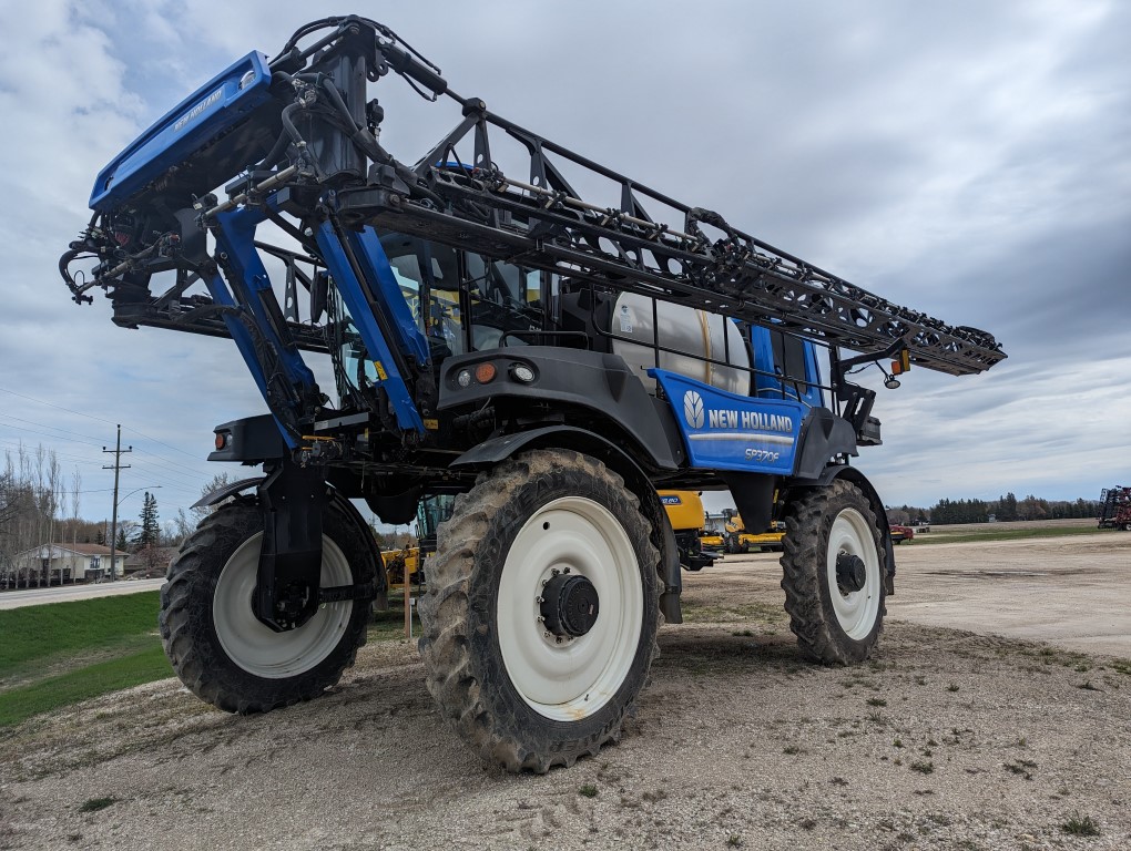 2023 New Holland SP.370F Sprayer/High Clearance