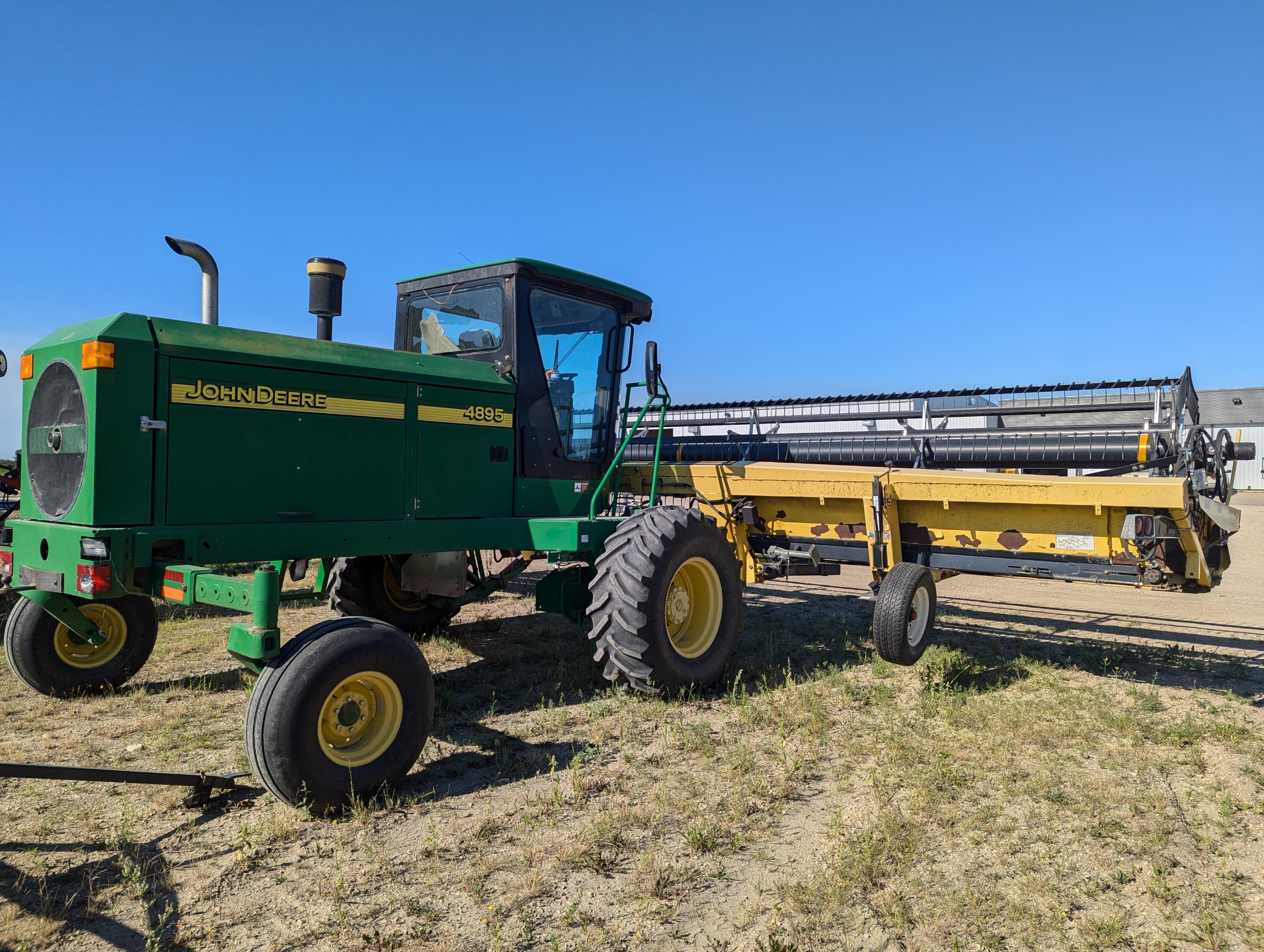 2007 John Deere 4895 Windrower