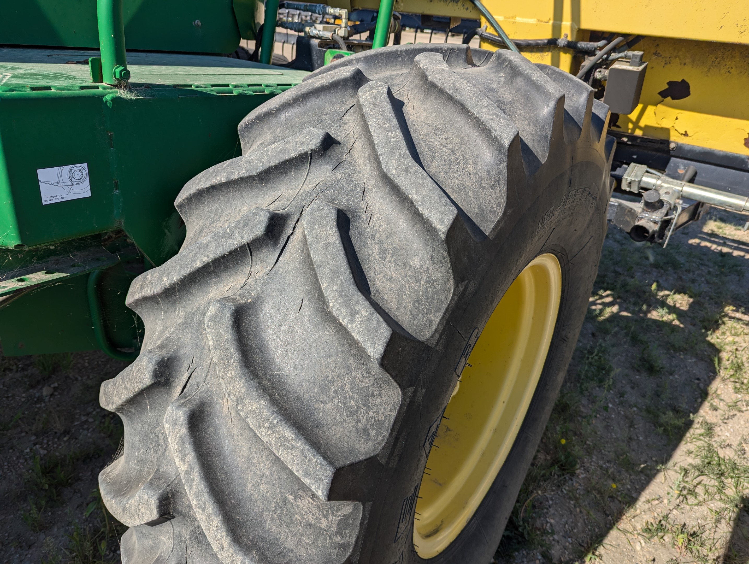 2007 John Deere 4895 Windrower