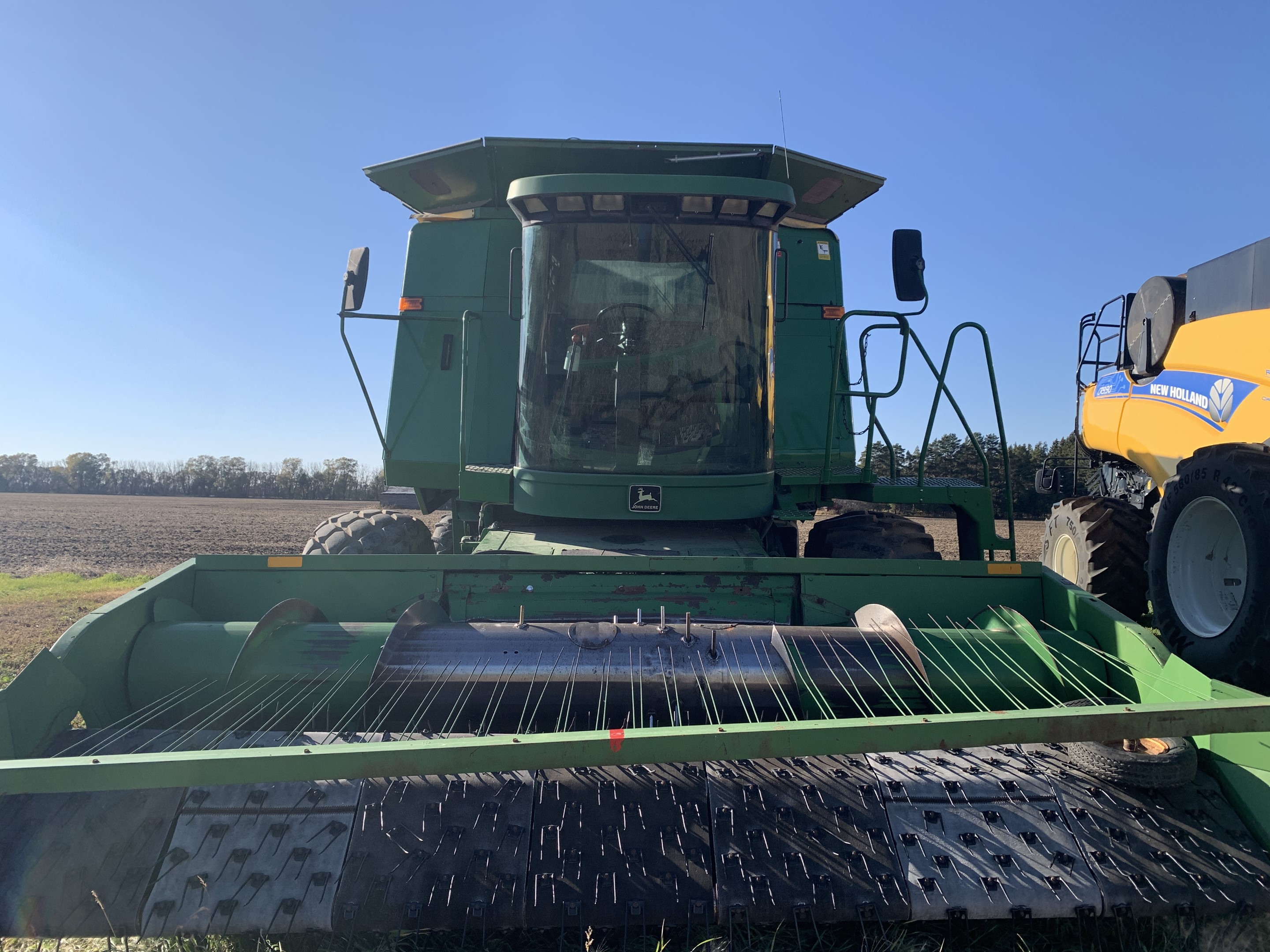 1993 John Deere 9600 Combine