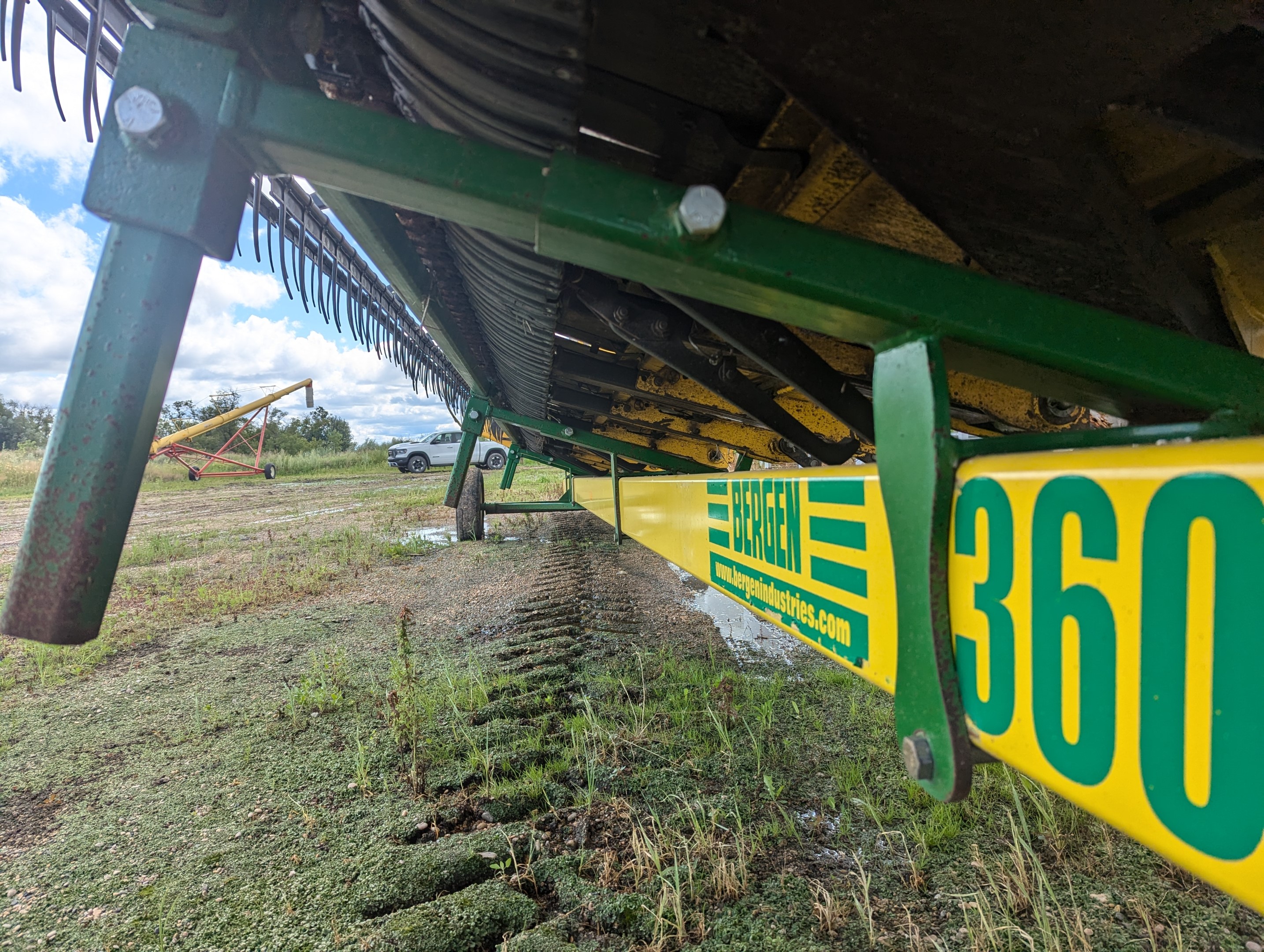 2013 New Holland 740CF-35F Header Flex