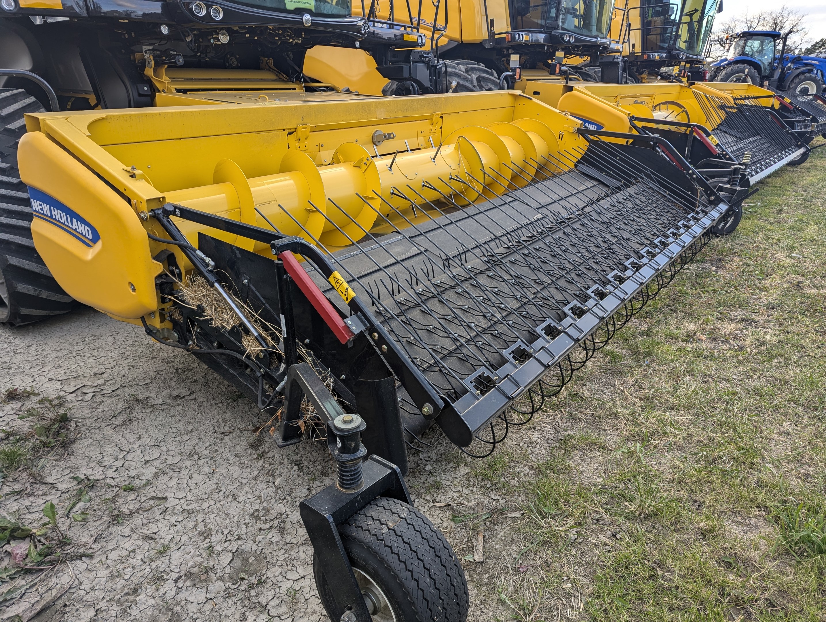 2022 New Holland 790CP-15 Header Pickup