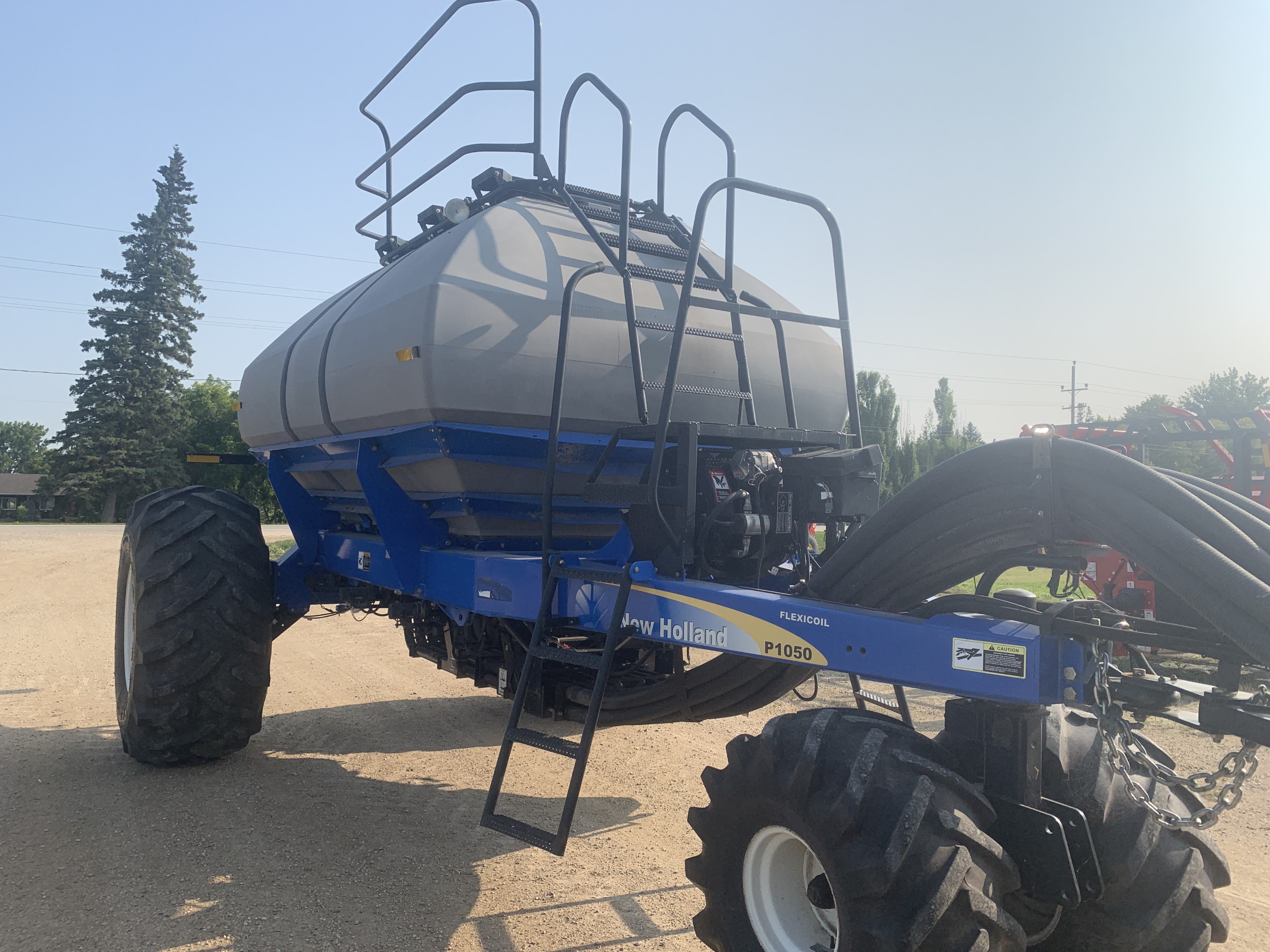 2009 New Holland P2050 Air Drill