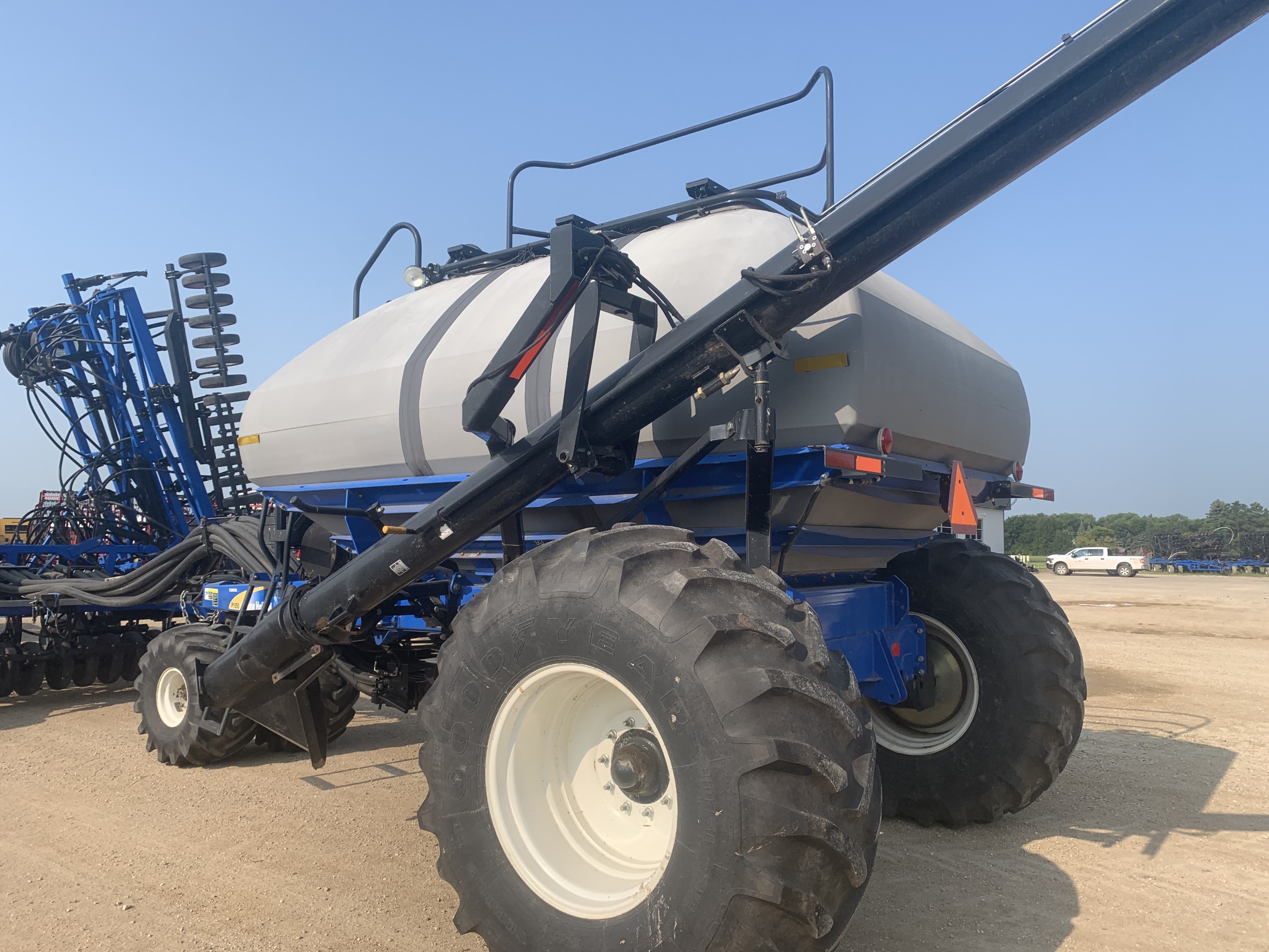 2009 New Holland P2050 Air Drill