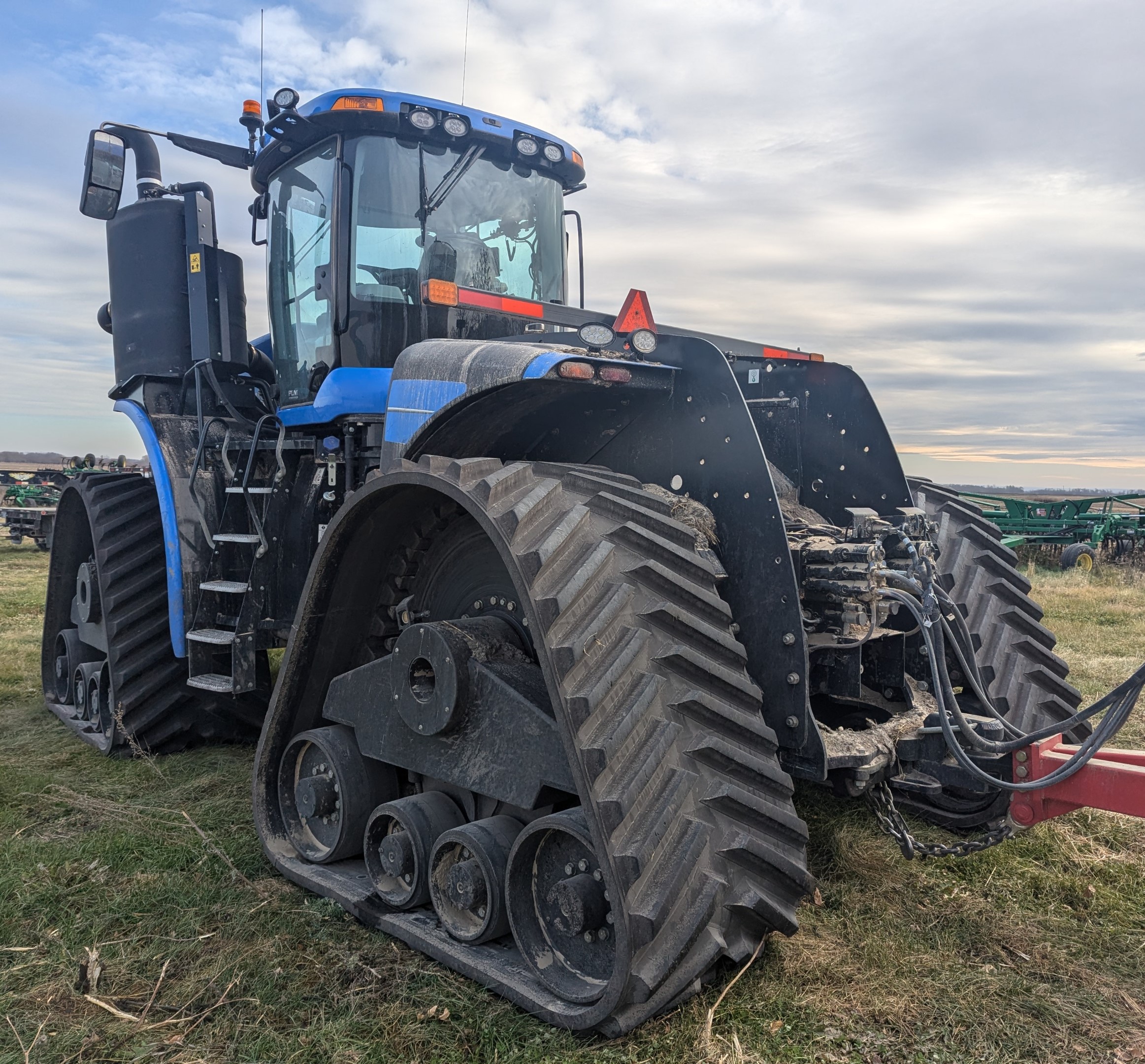 2023 New Holland T9.700 Tractor Rubber Track