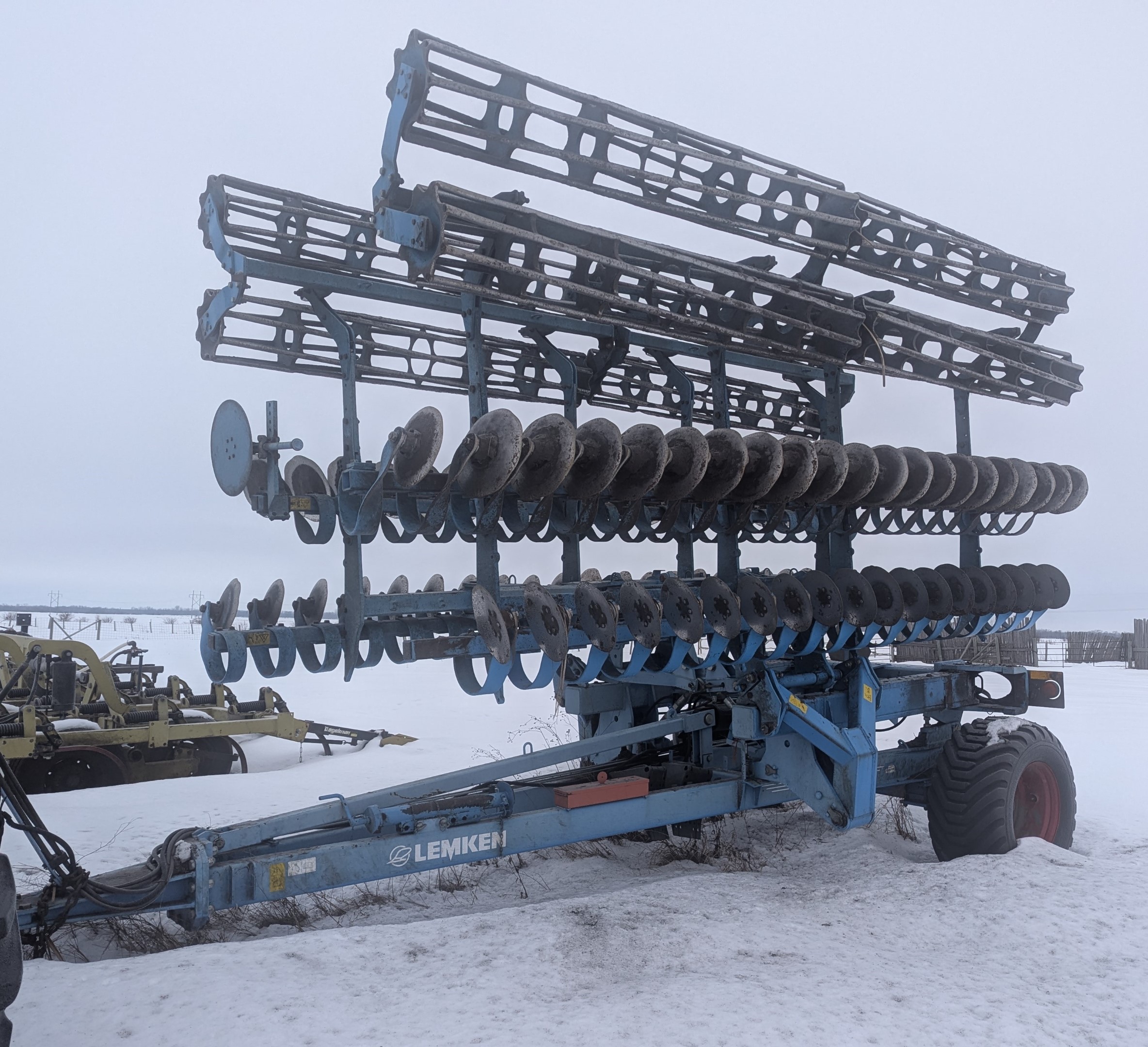 2010 LEMKEN 33-100 Vertical Tillage