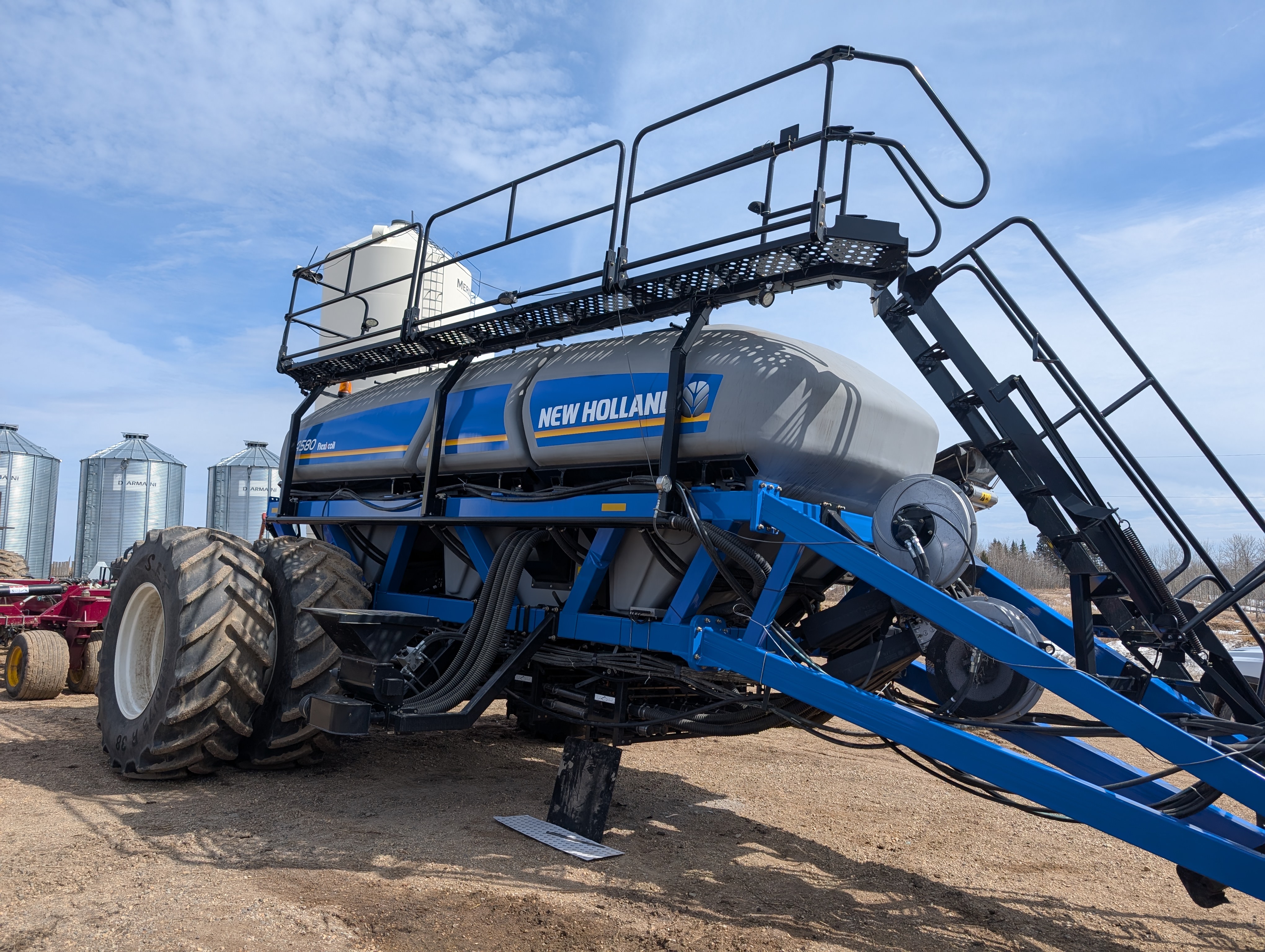 2018 New Holland P4580 Air Tank/Cart