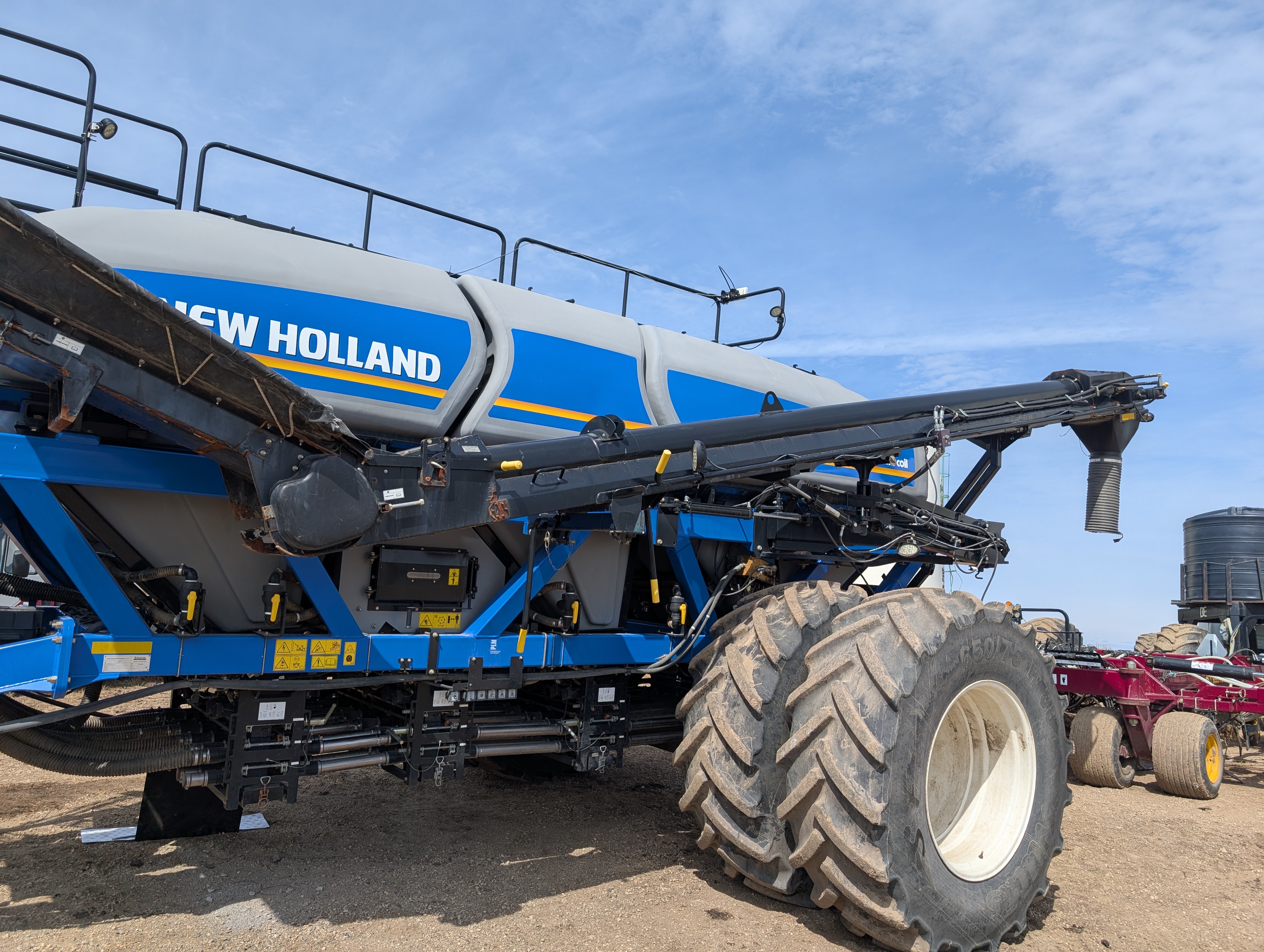 2018 New Holland P4580 Air Tank/Cart
