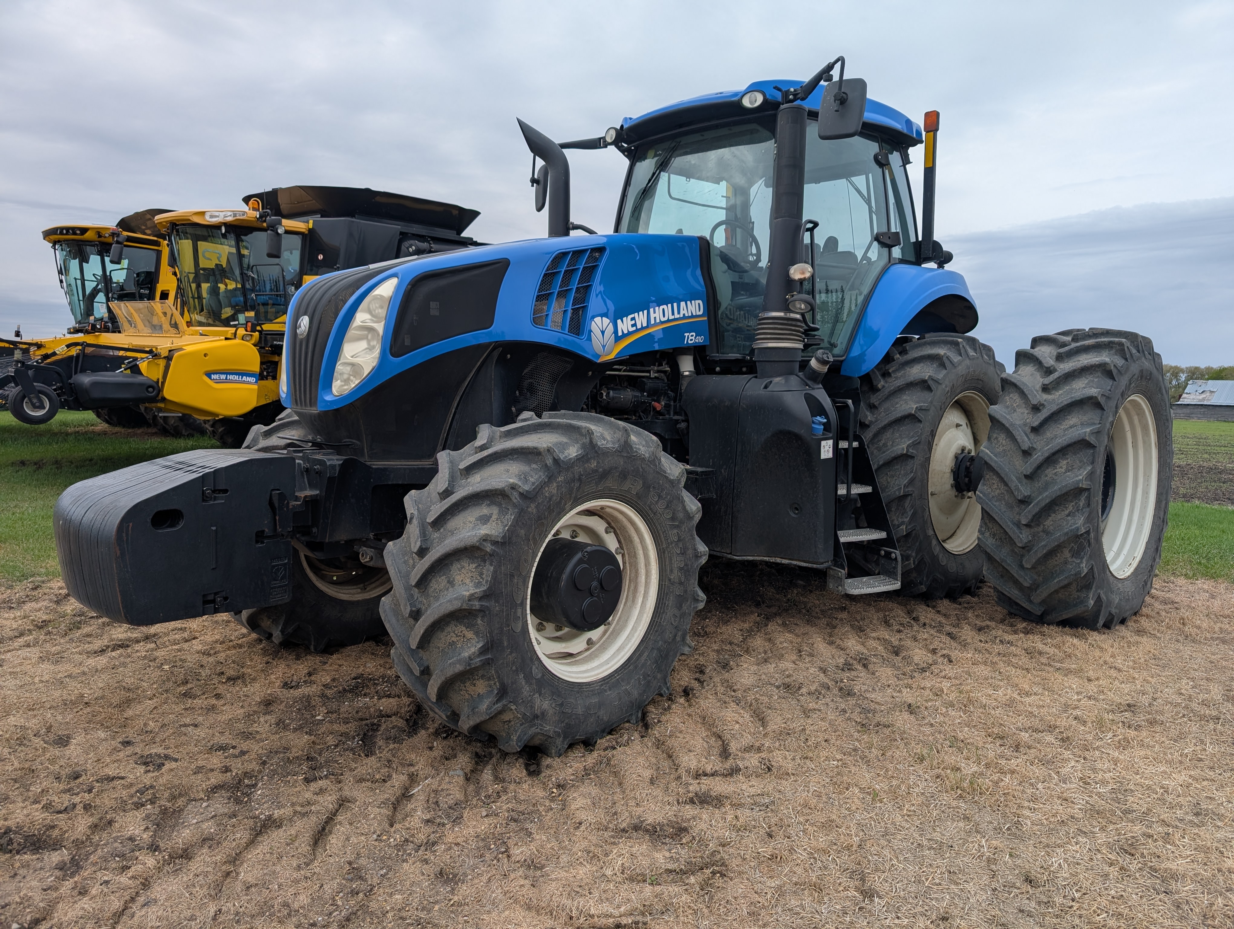 2015 New Holland T8.410 Tractor