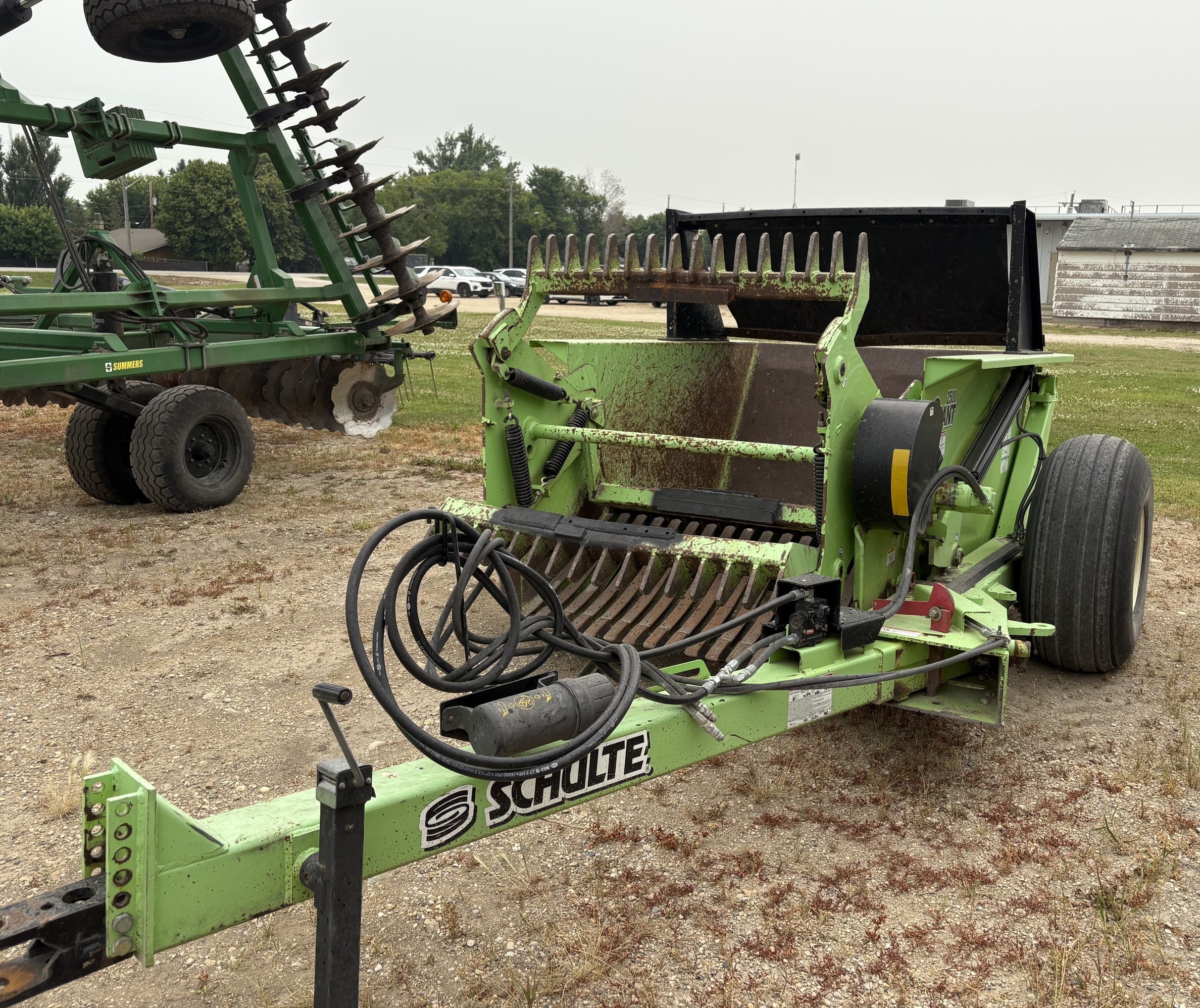 2014 Schulte 2500 Rock Picker
