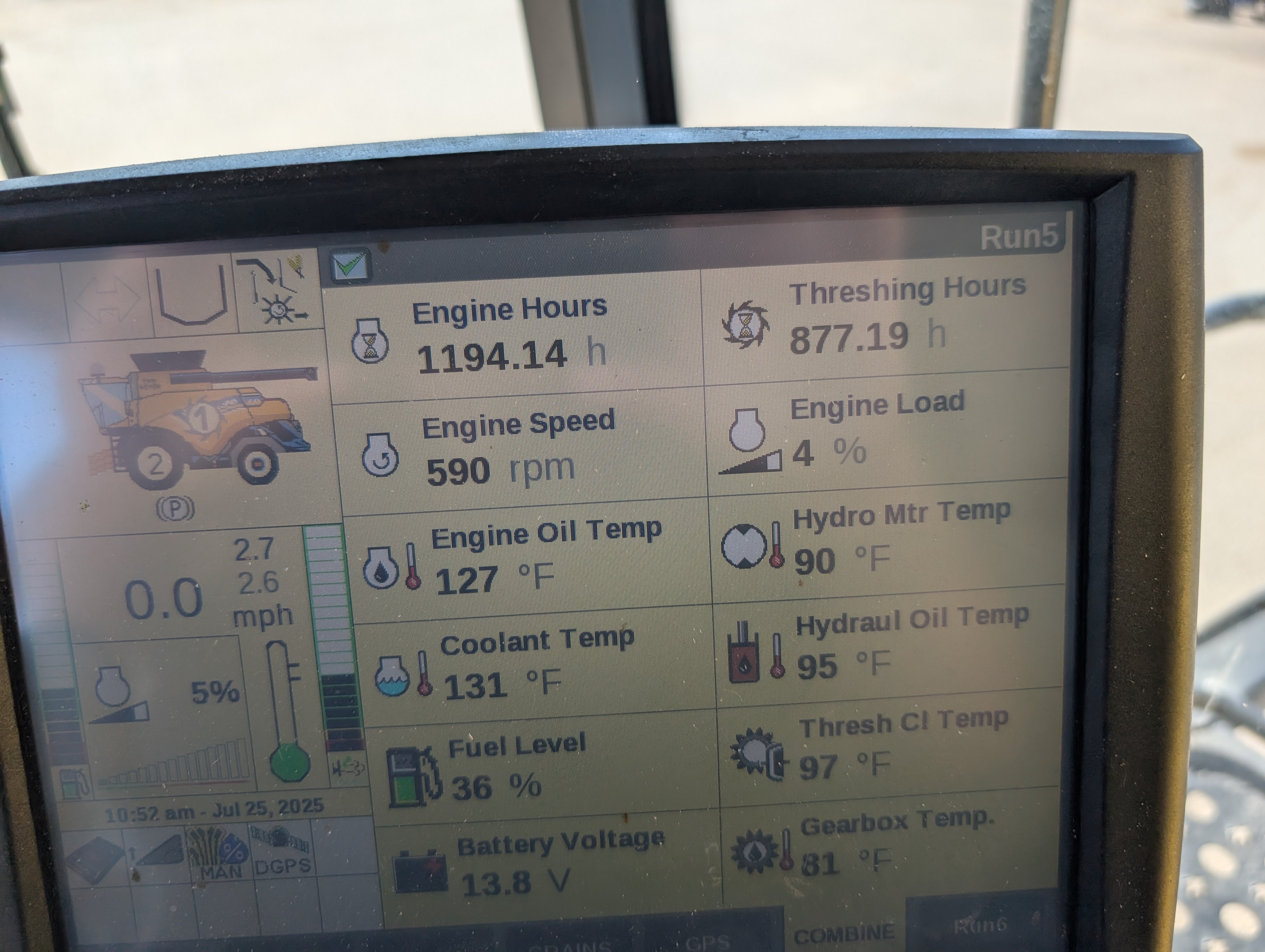 2018 New Holland CR8.90Z Combine