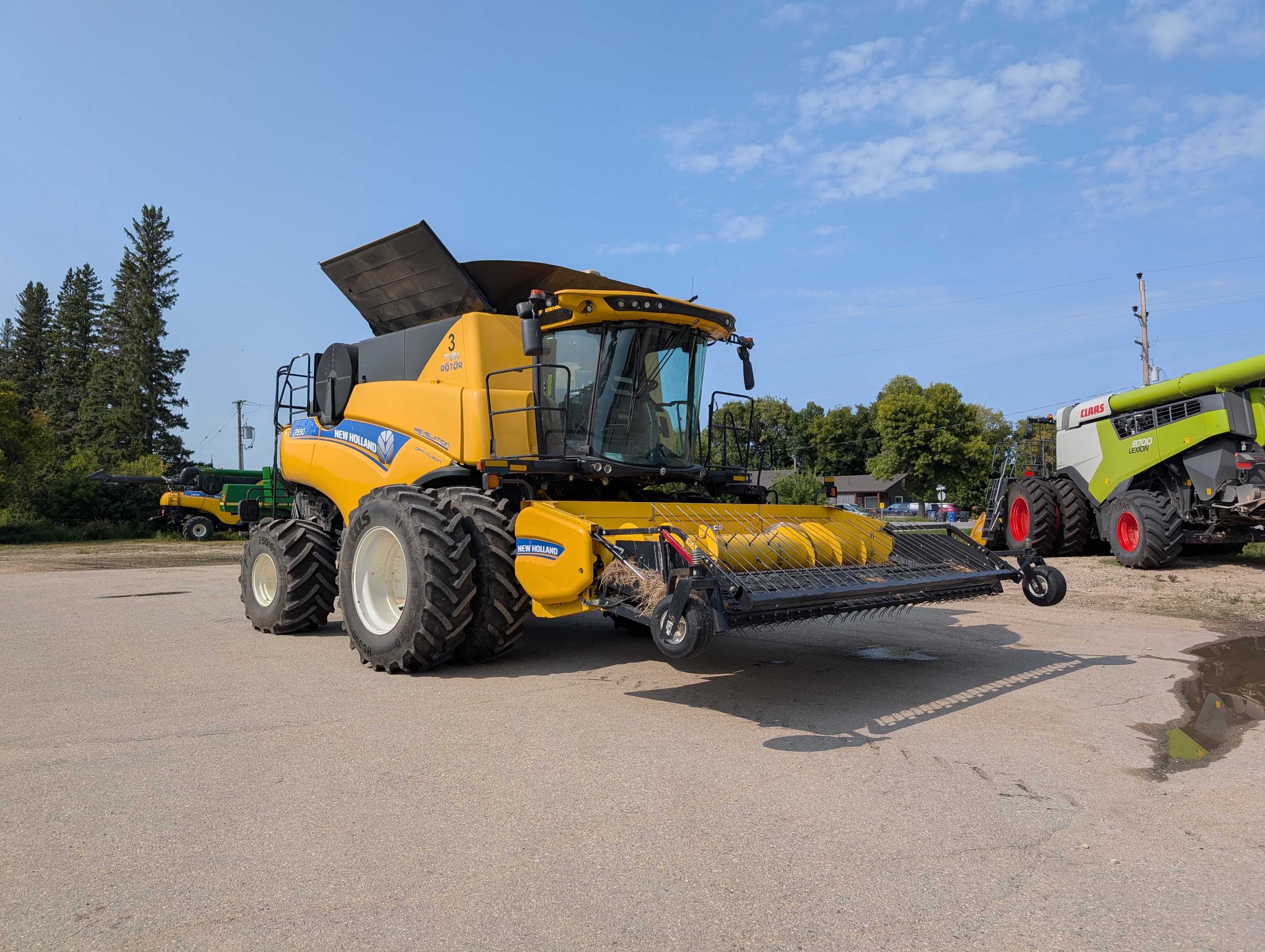 2023 New Holland CR9.90Z Combine