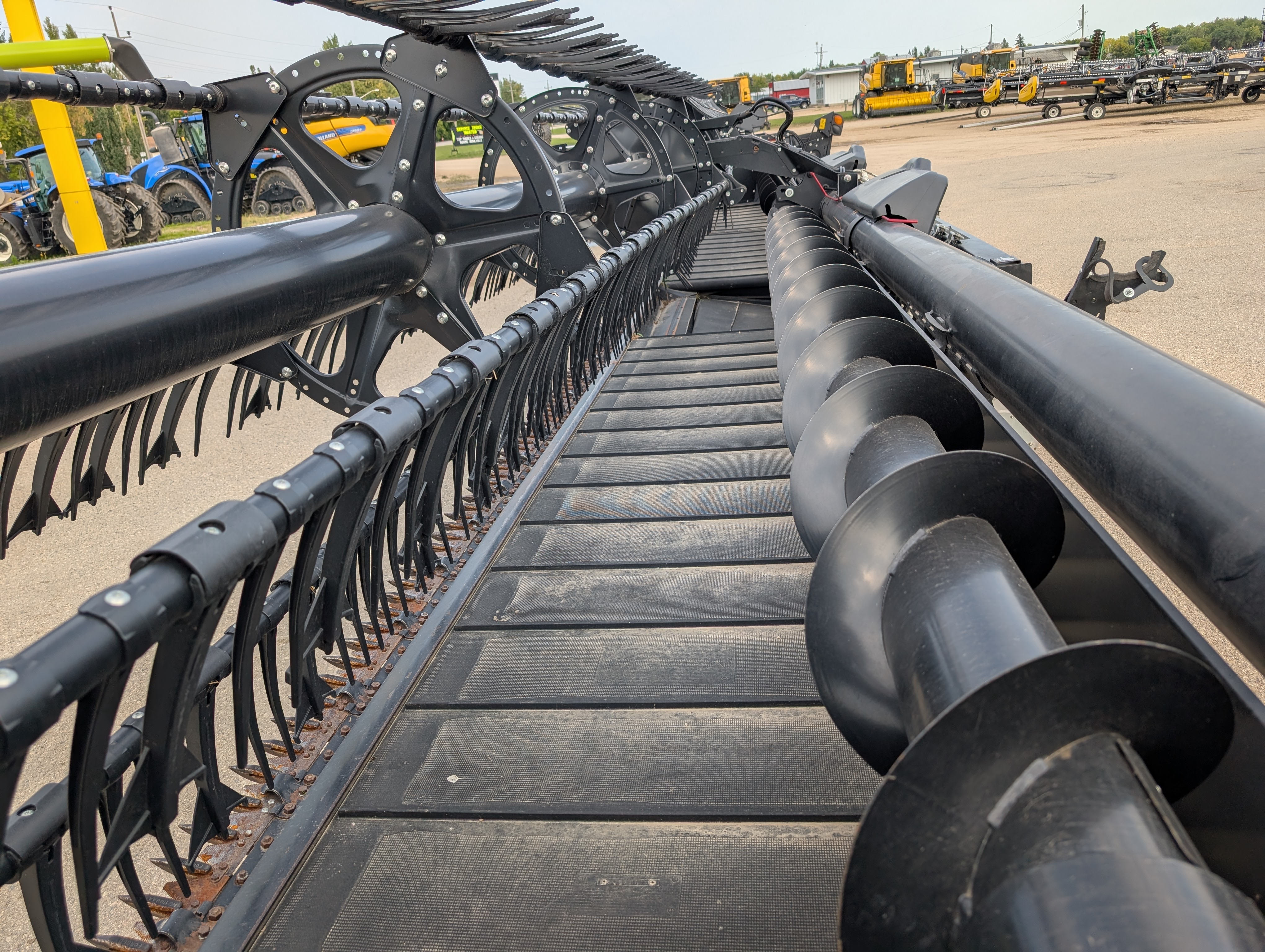 2021 MacDon FD140 Header Draper Flex