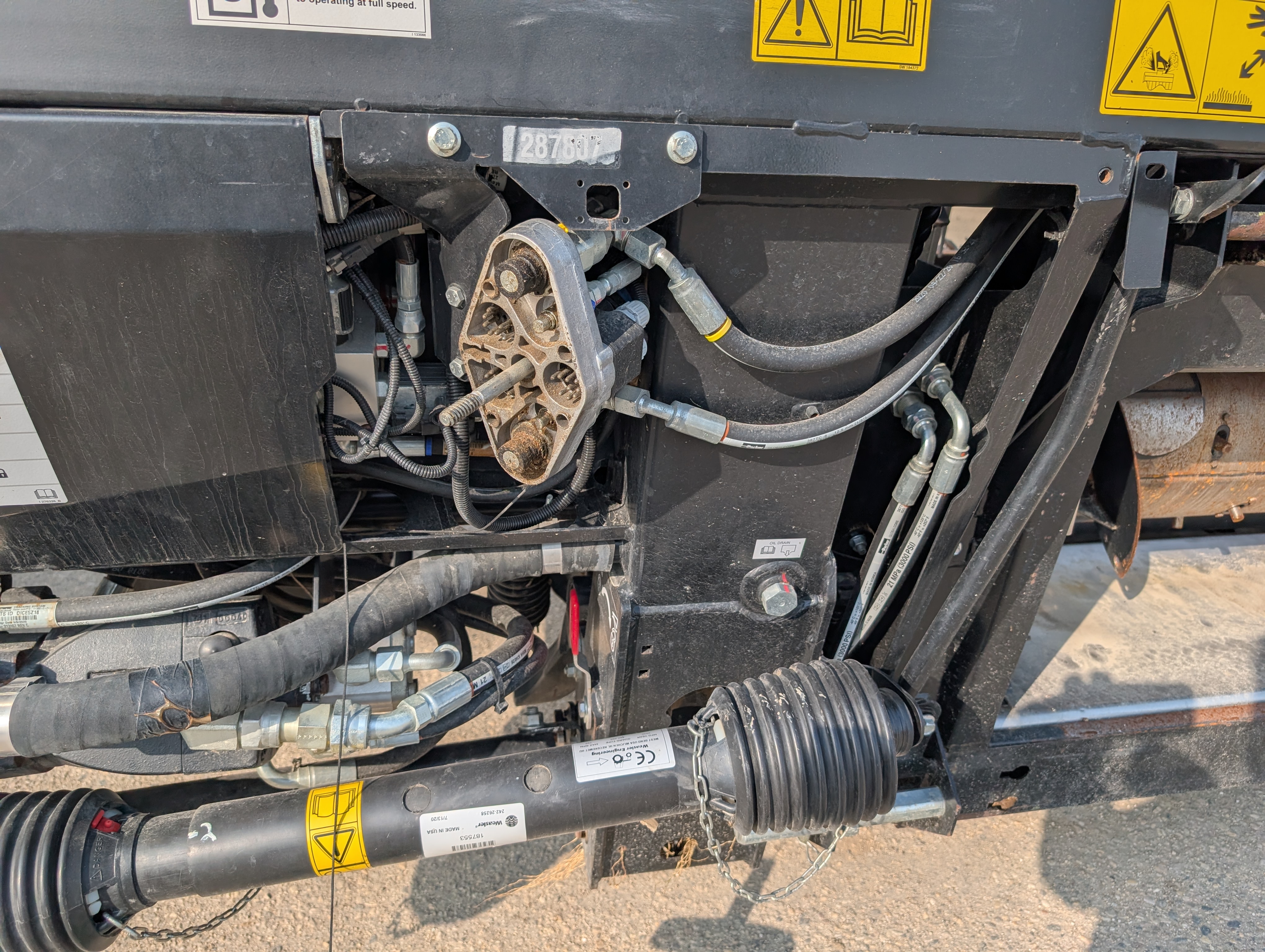 2021 MacDon FD140 Header Draper Flex