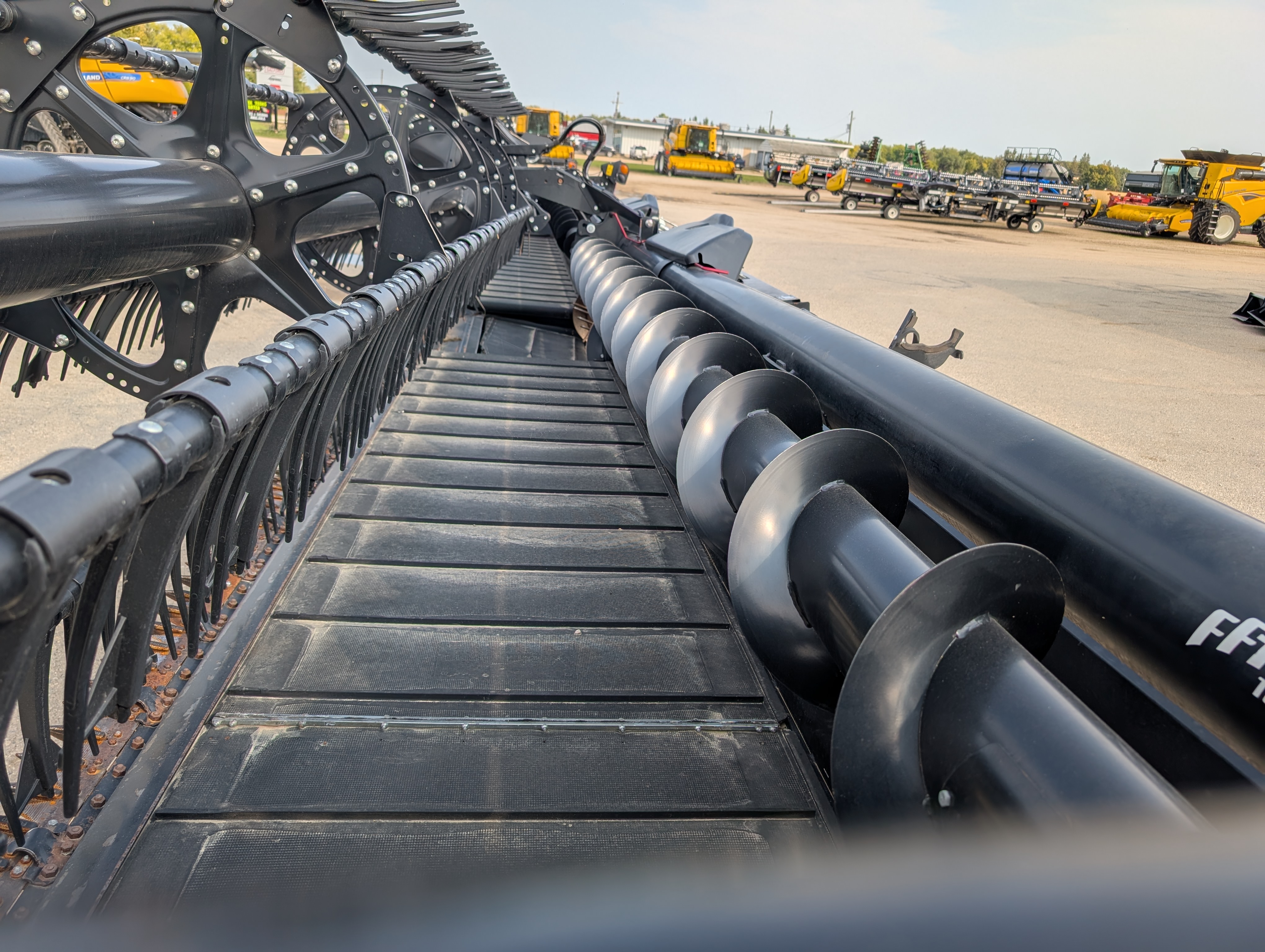 2021 MacDon FD140 Header Draper Flex