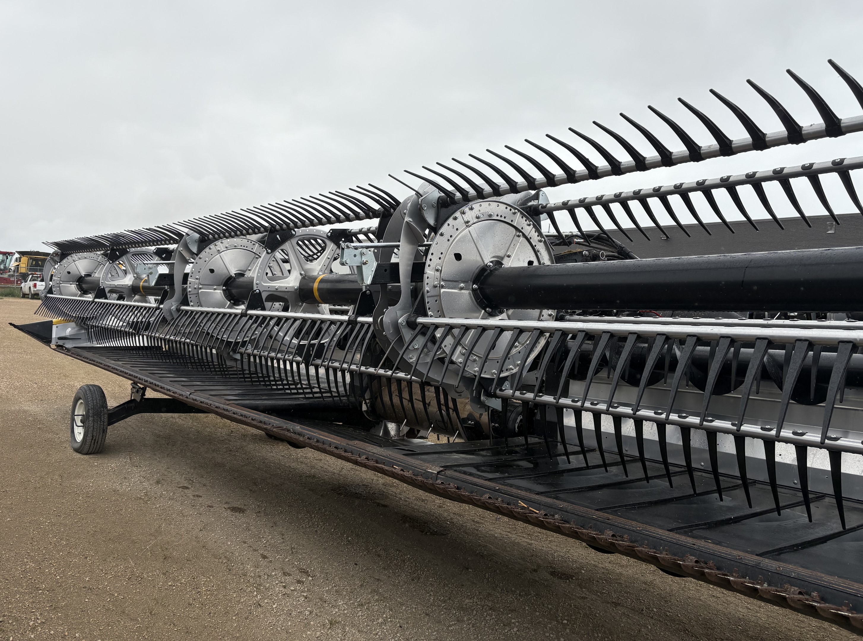 2023 MacDon FD240 Header Draper Flex