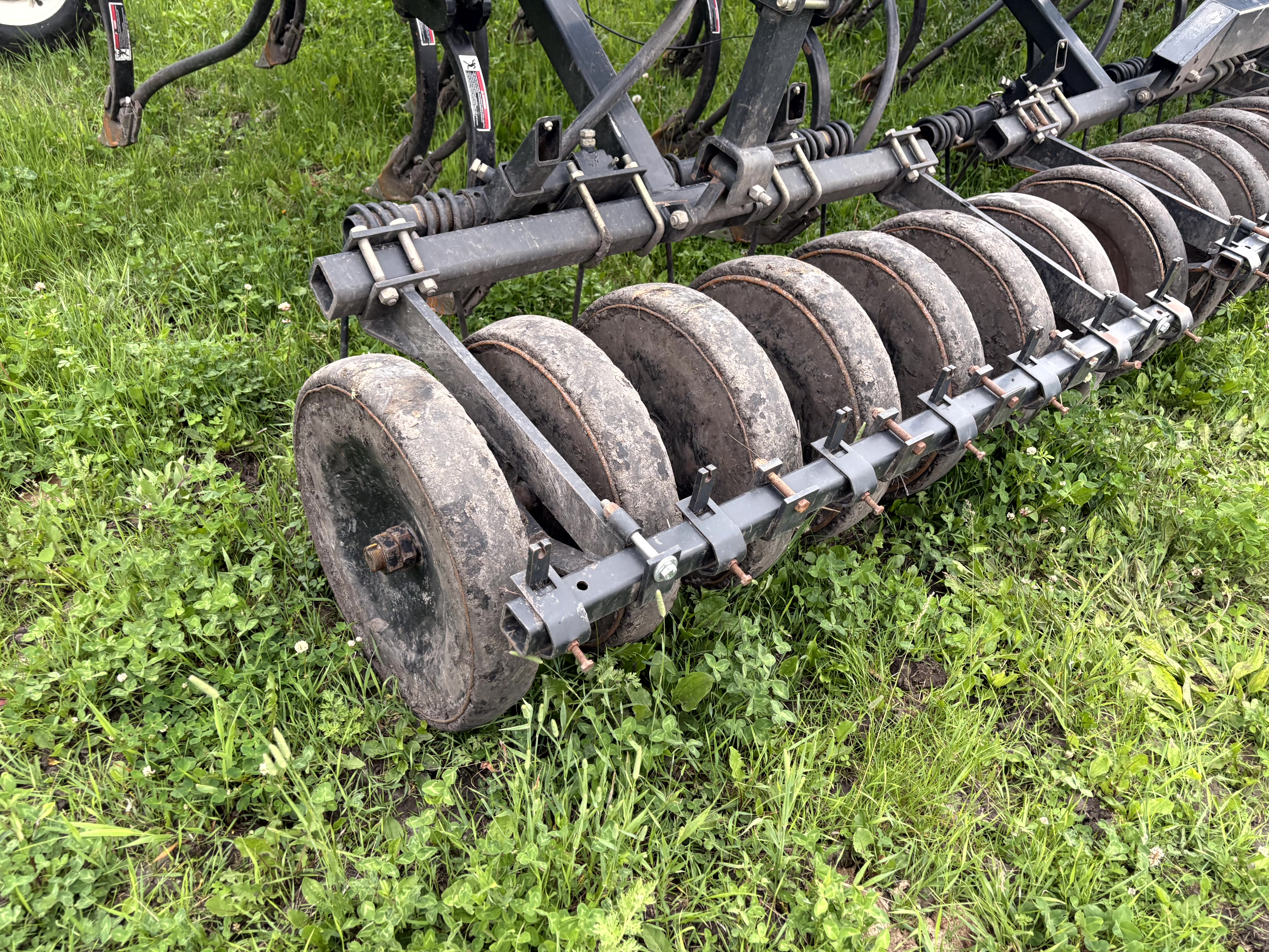 2010 New Holland P2050 Air Drill