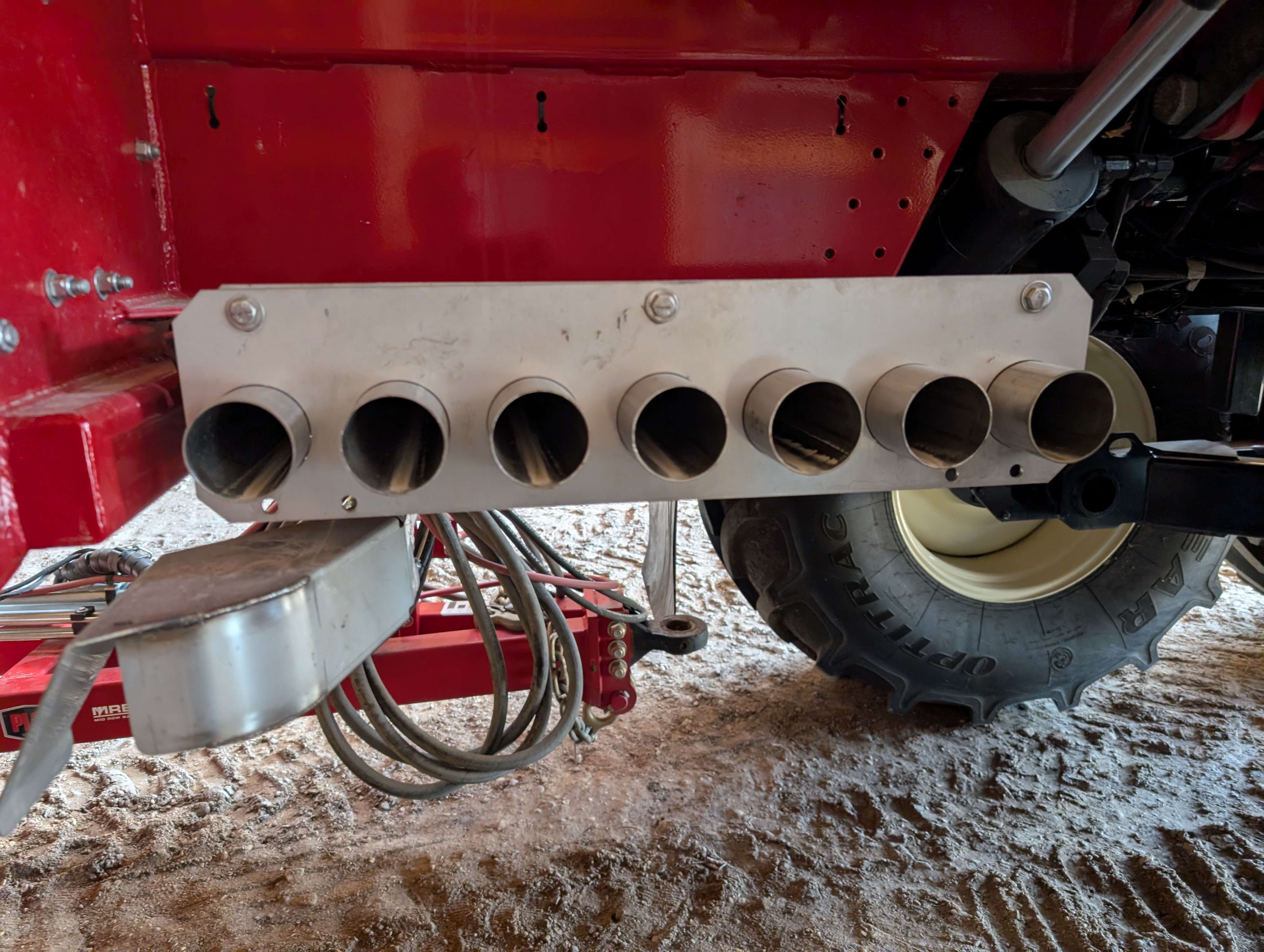 2023 Salford VALMAR 9620 Fertilizer Spreader