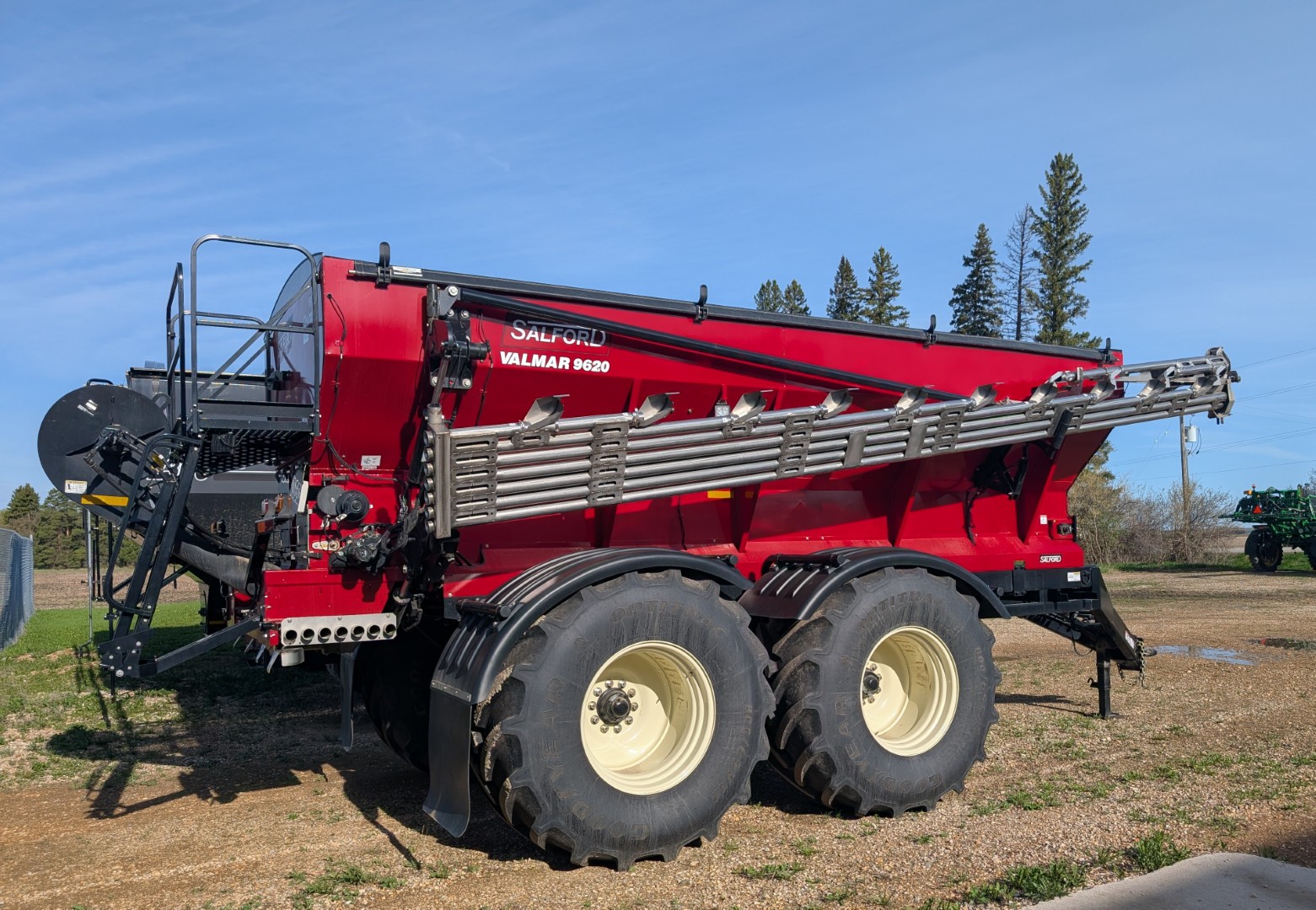 2023 Salford VALMAR 9620 Fertilizer Spreader