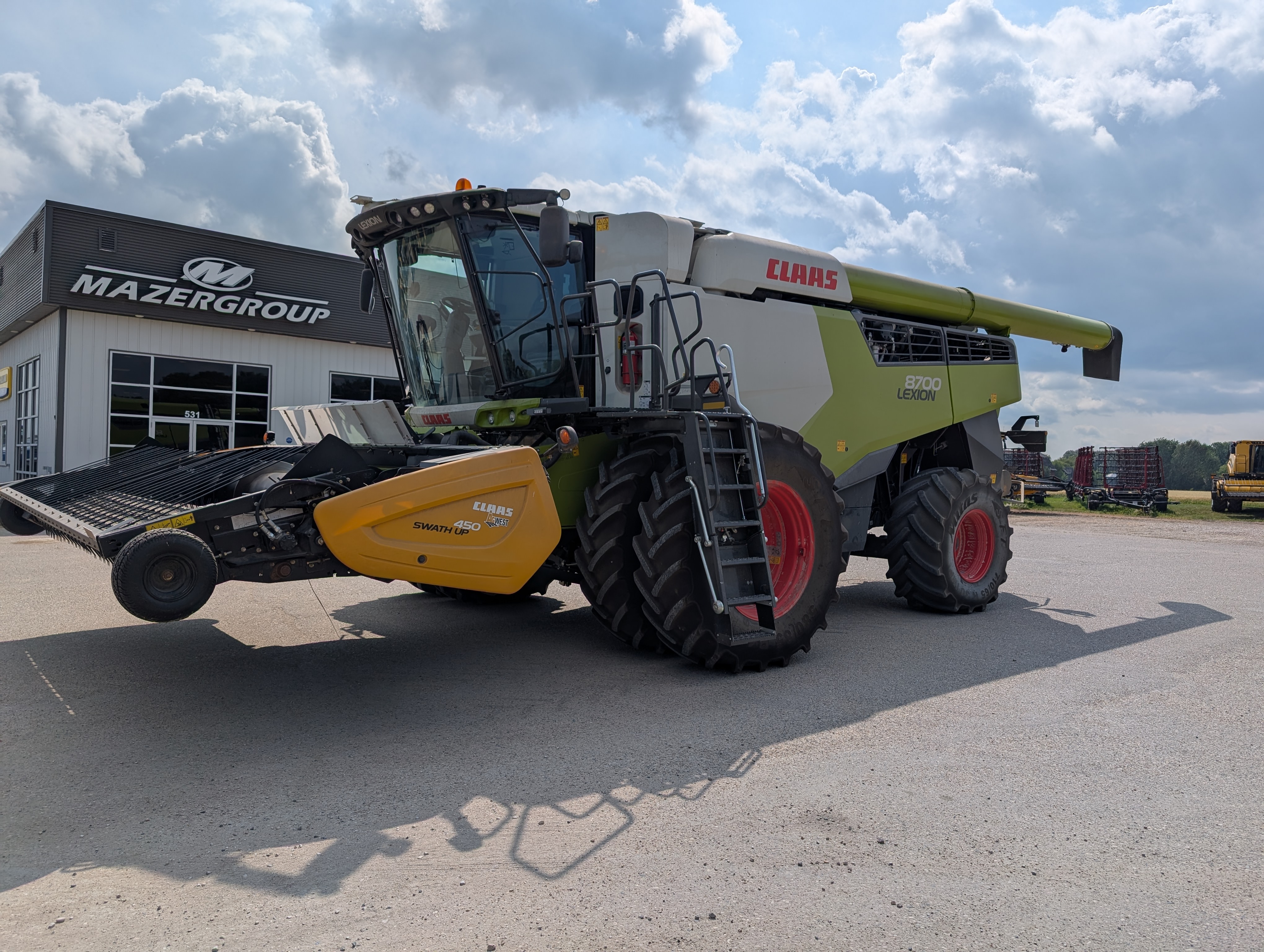 2022 CLAAS 8700 Combine