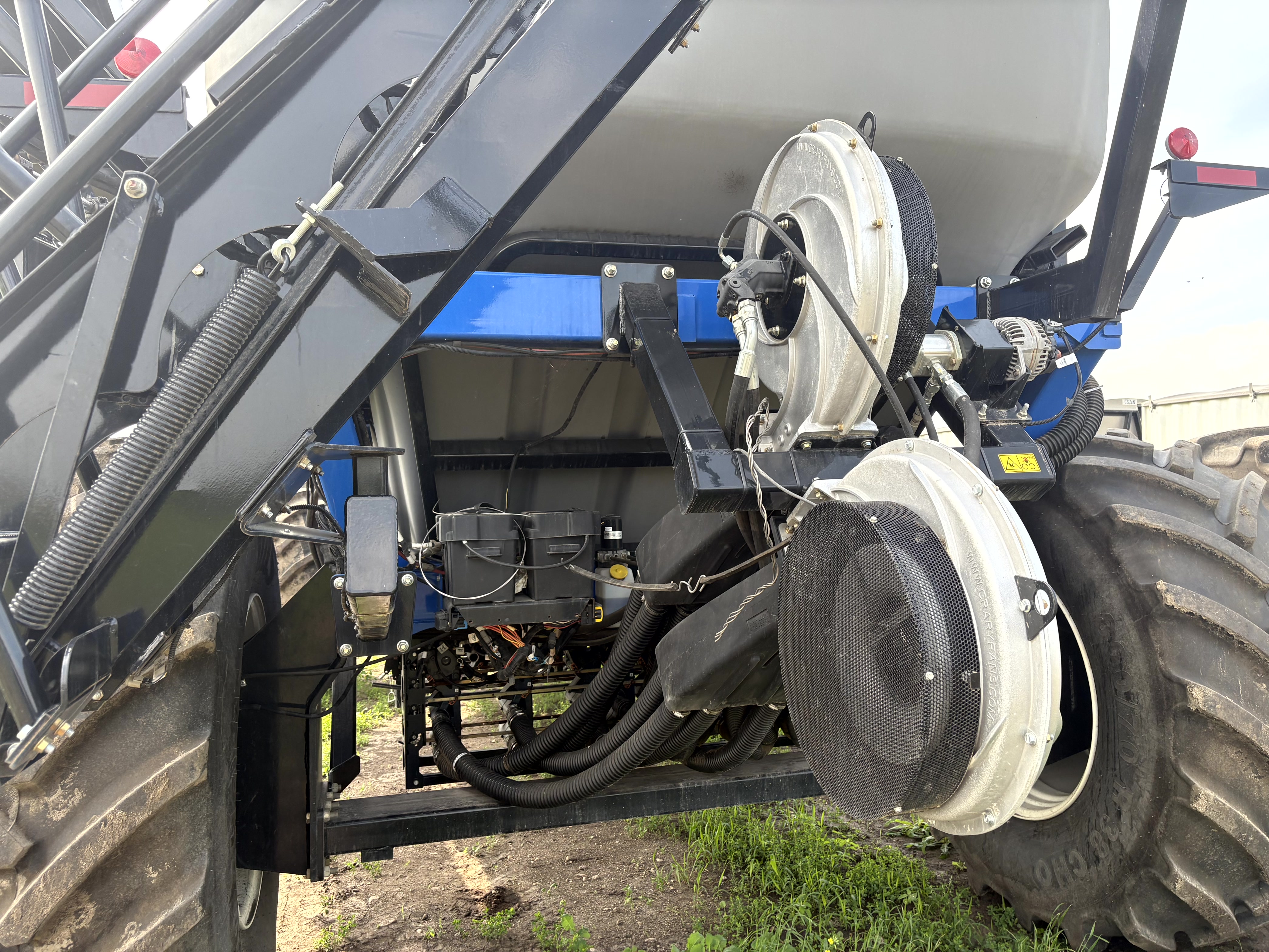 2022 New Holland P4950 Air Tank/Cart