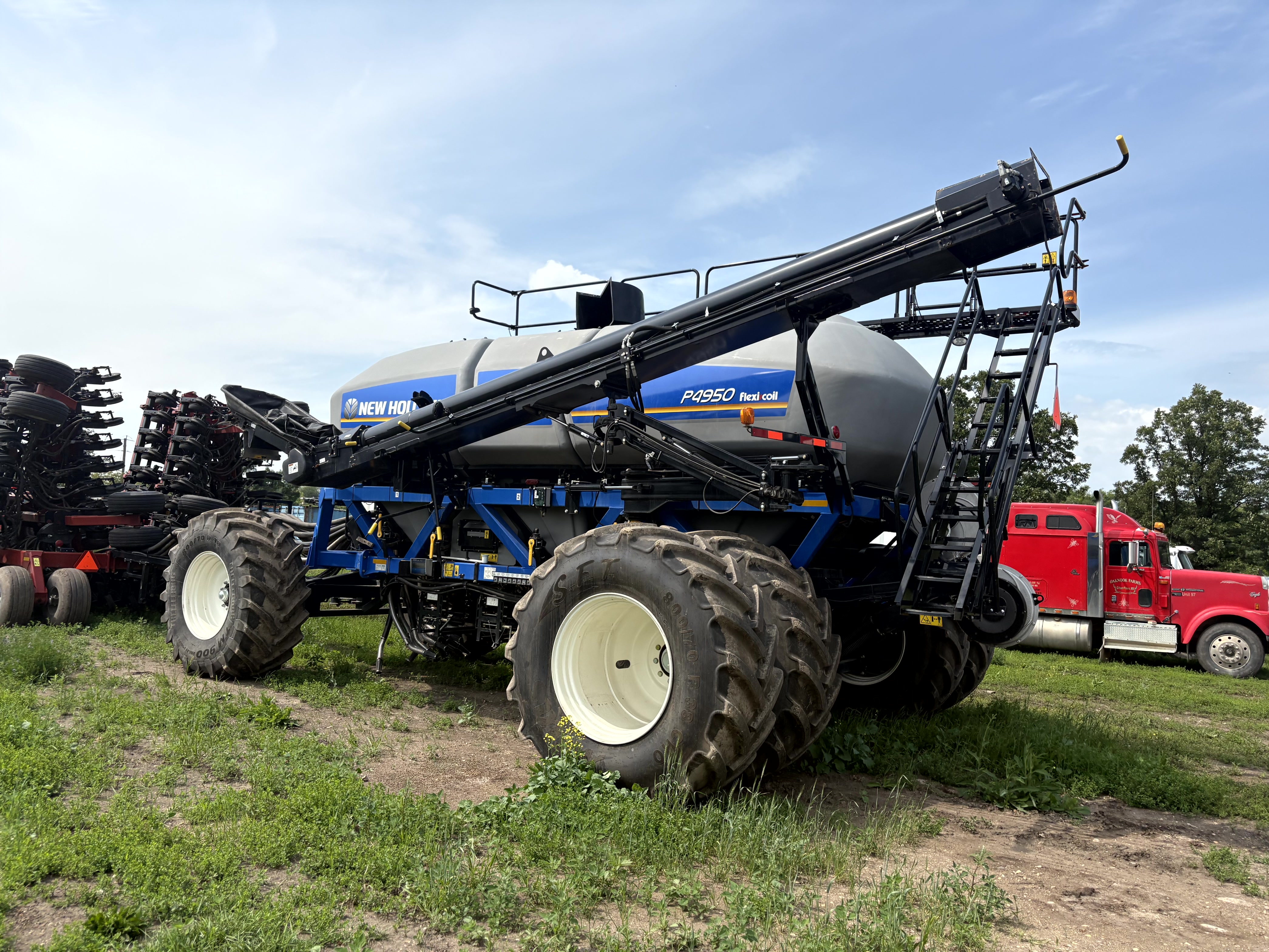 2022 New Holland P4950 Air Tank/Cart
