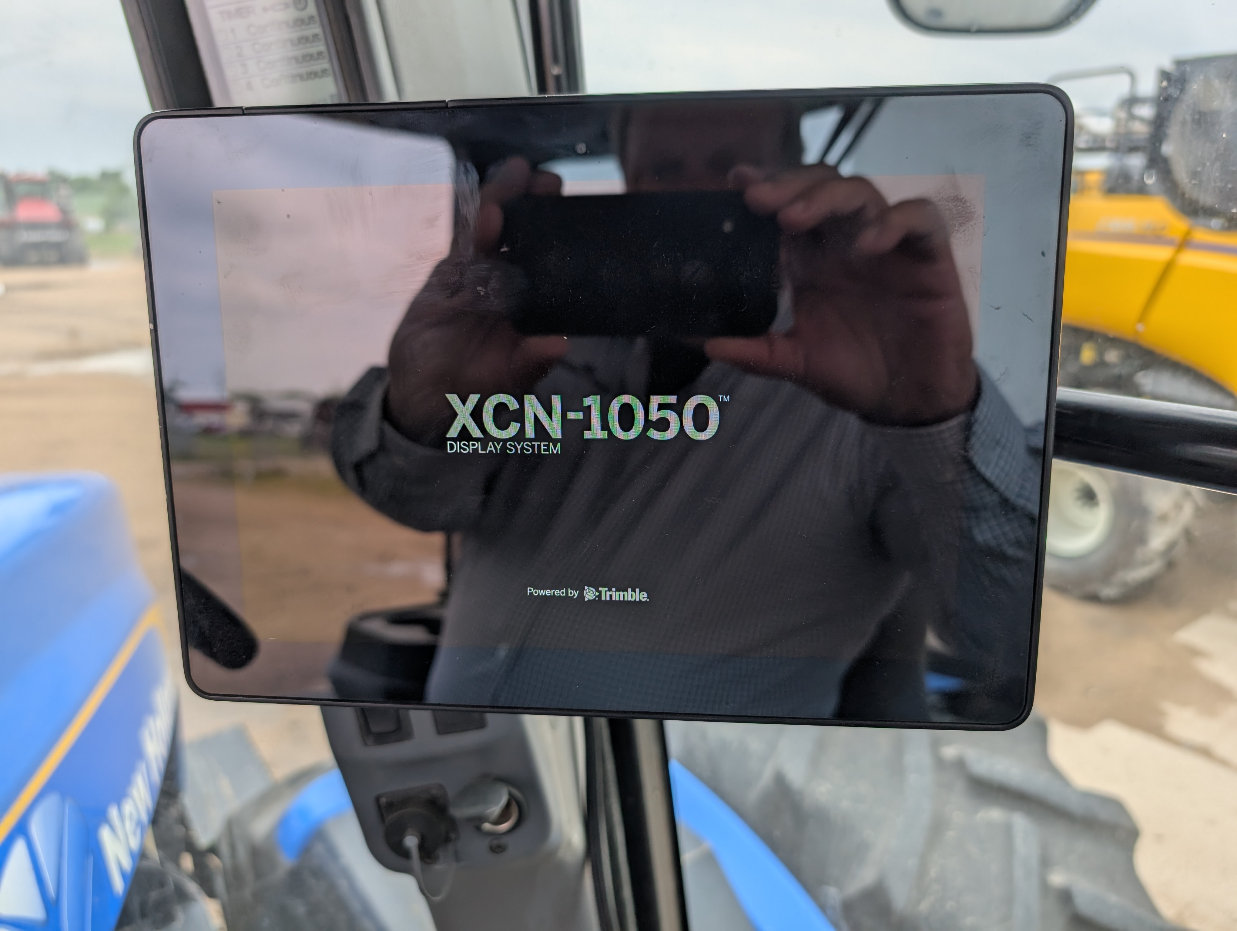 2009 New Holland T9050 Tractor 4WD