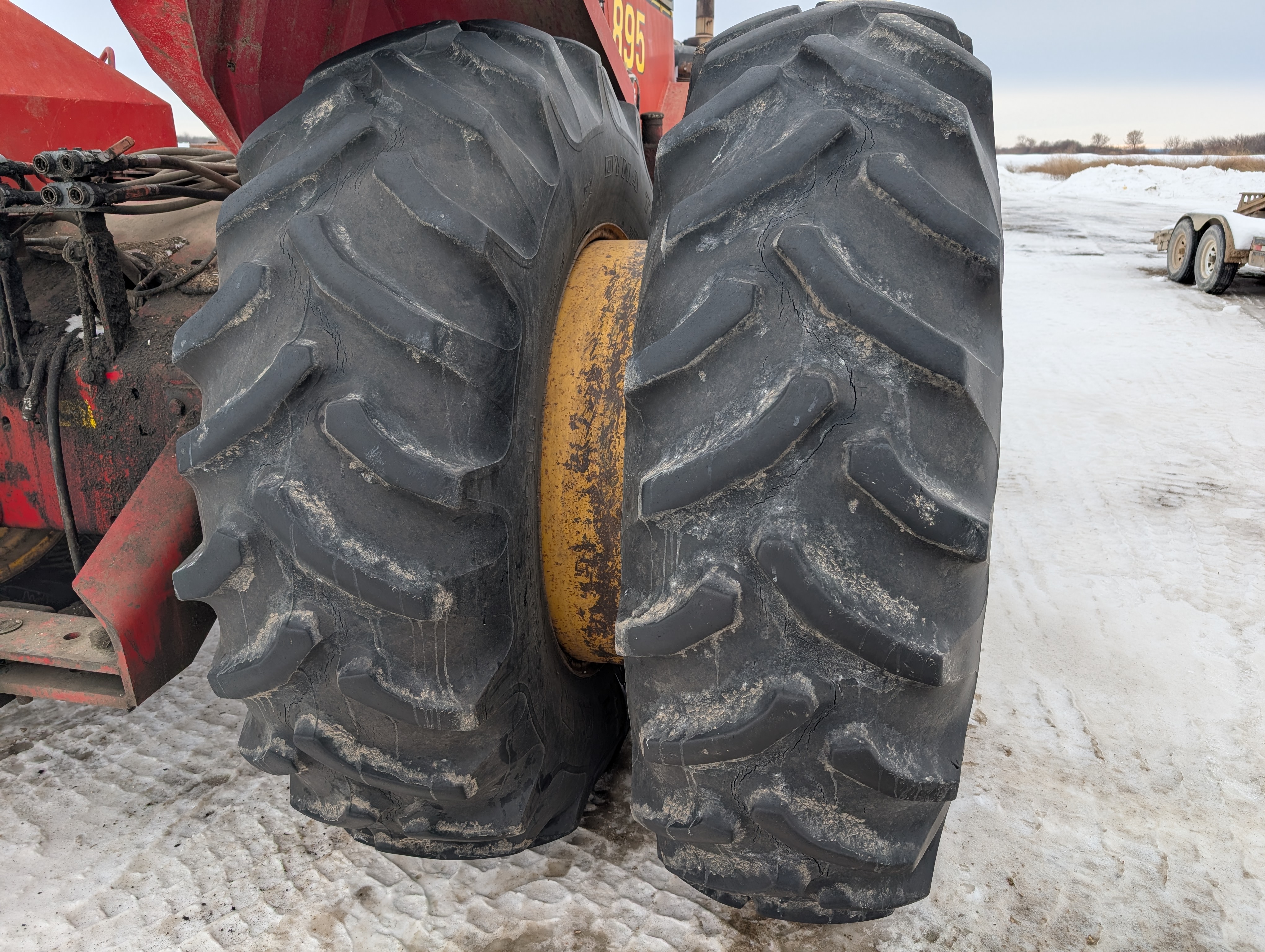 1980 Versatile 895 Tractor 4WD