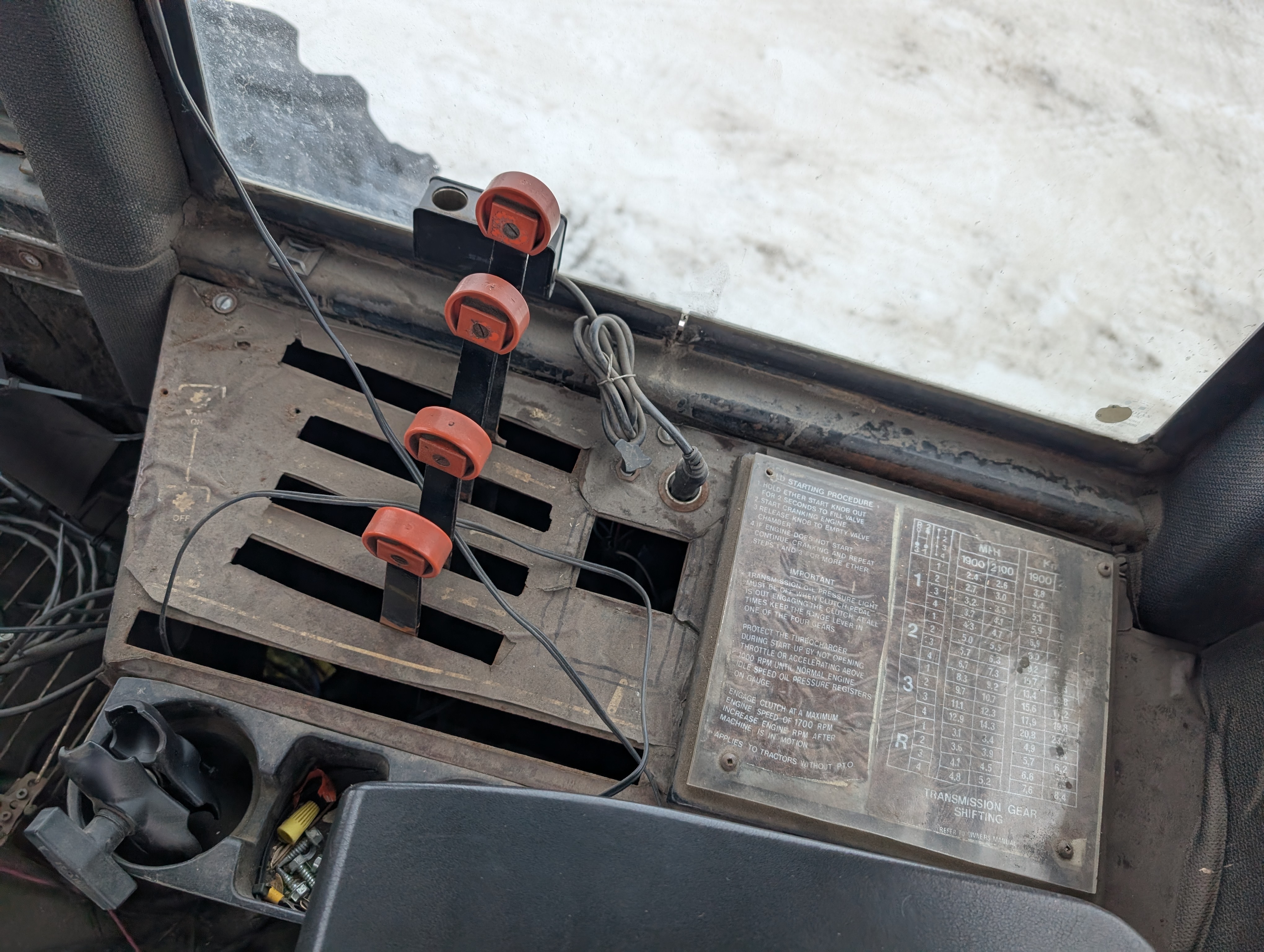 1980 Versatile 895 Tractor 4WD