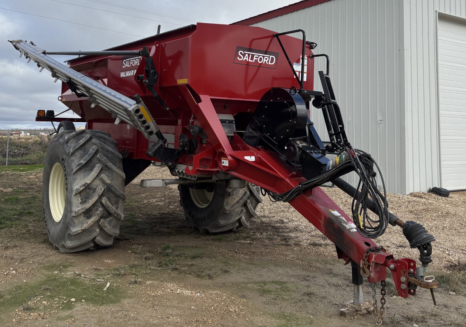 2021 Salford 8611 Fertilizer Spreader