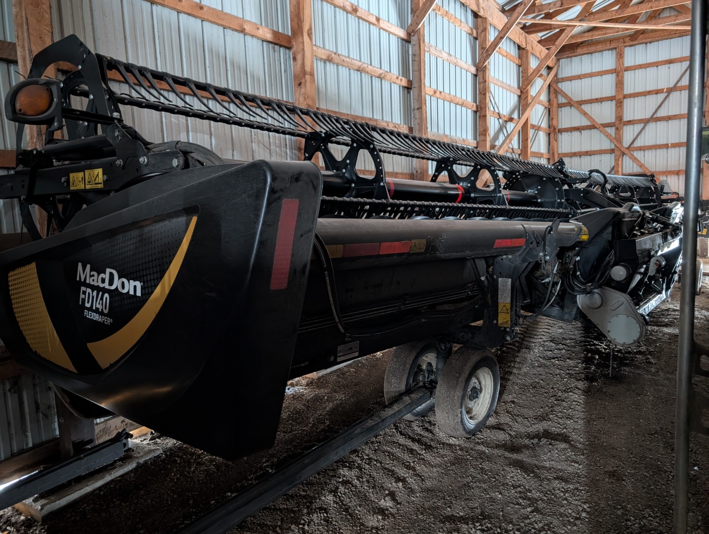 2018 MacDon FD140 Header Draper Flex