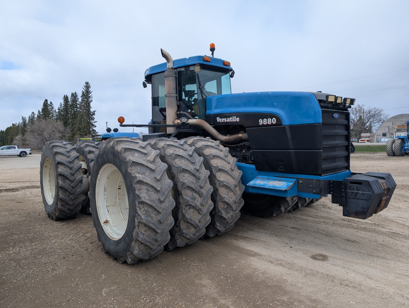 1995 New Holland 9880 Tractor 4WD