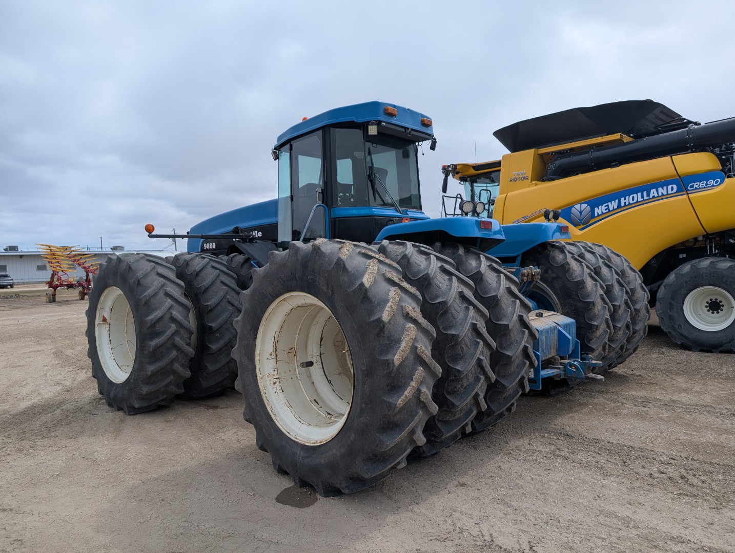 1995 New Holland 9880 Tractor 4WD