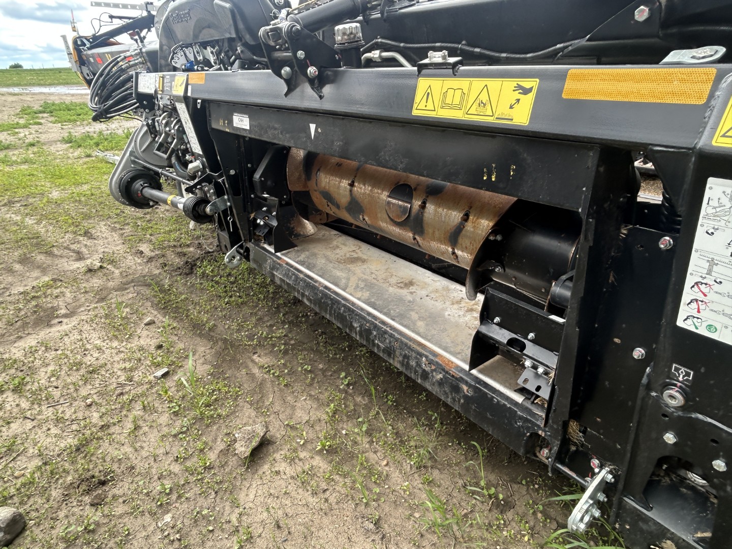 2025 MacDon FD240 Header Draper Flex