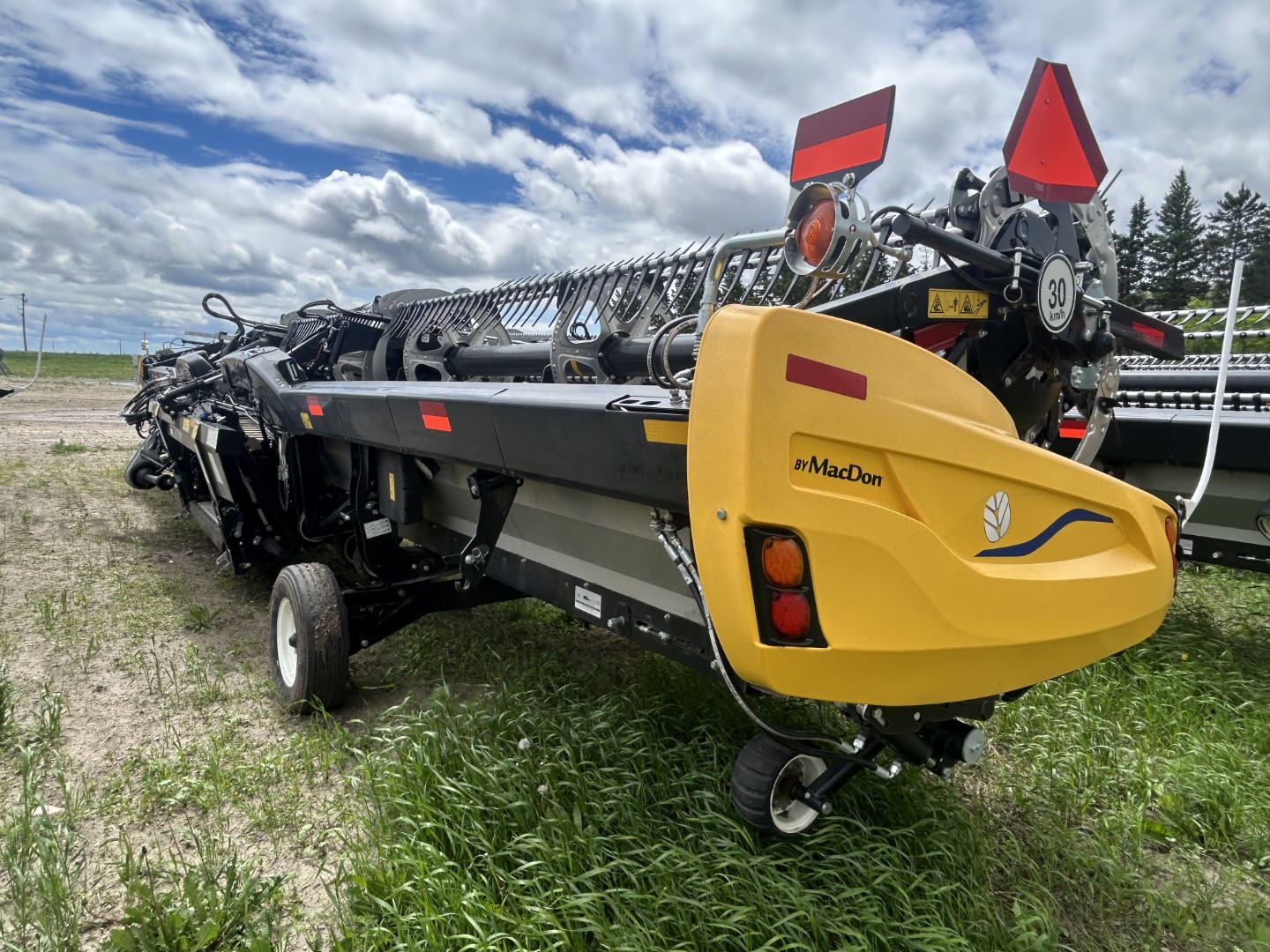 2025 MacDon FD240 Header Draper Flex