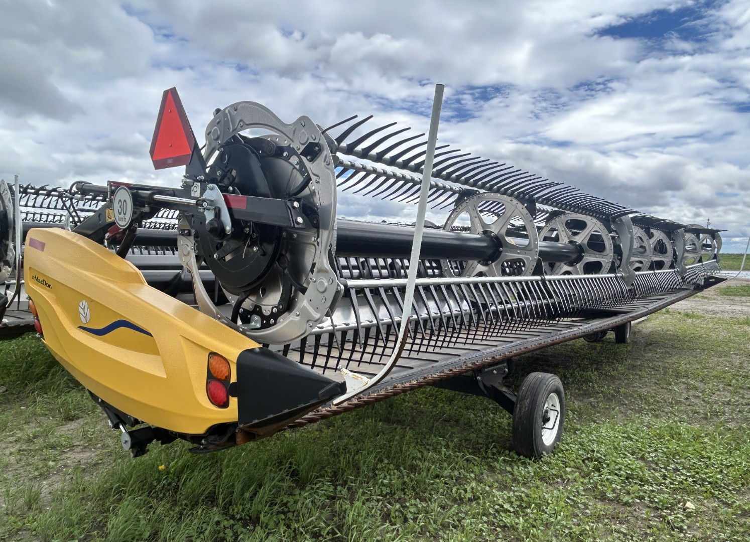 2025 MacDon FD240 Header Draper Flex